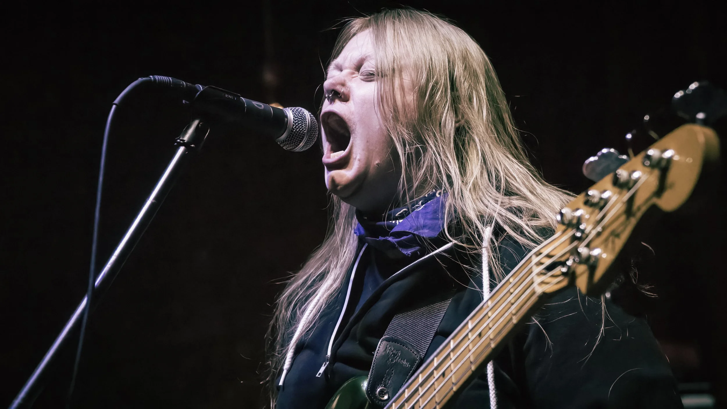 Copy of DSC08210-DeNoiseAI-severe-noise.jpg