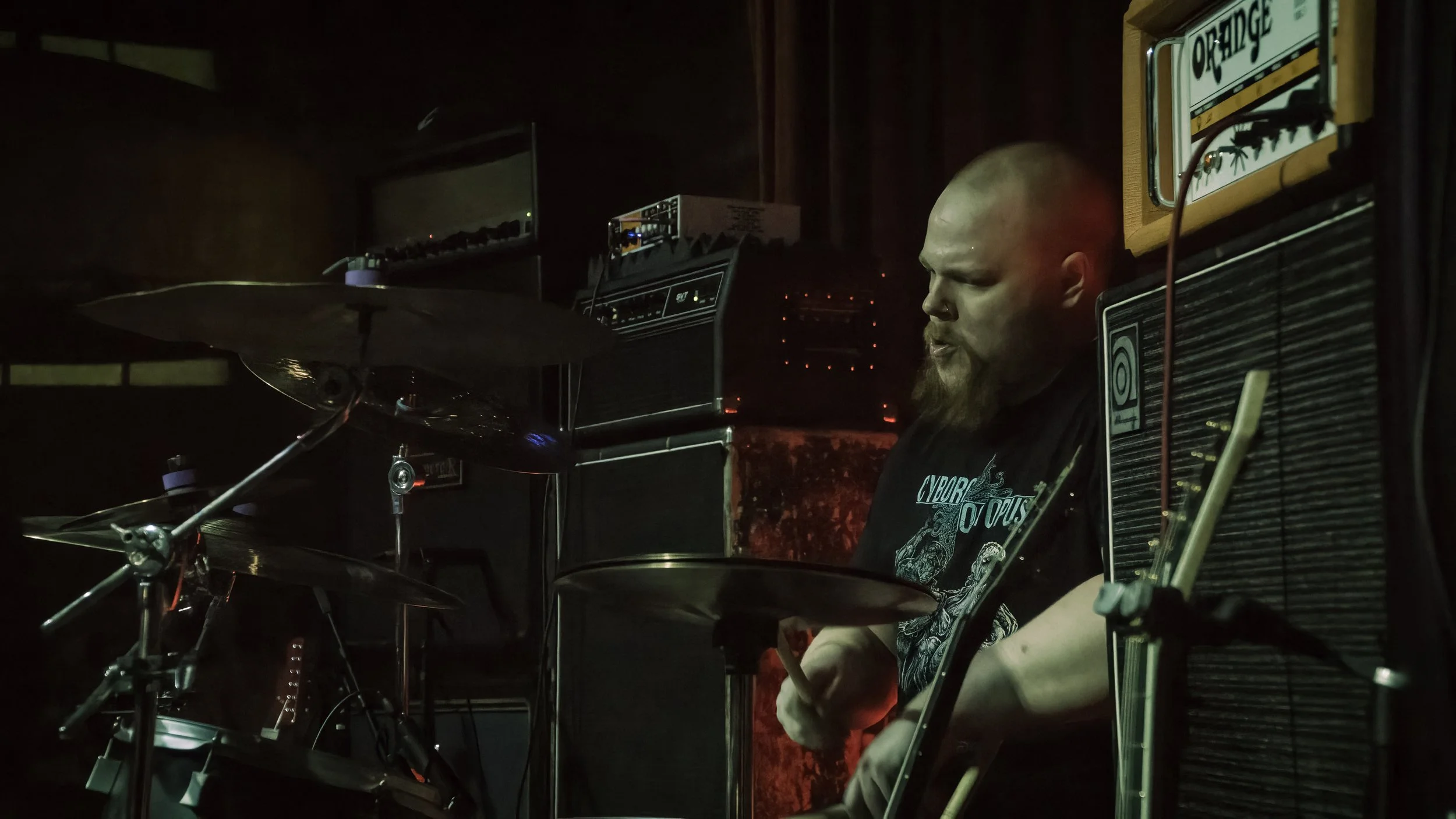 Copy of DSC08376-DeNoiseAI-severe-noise.jpg