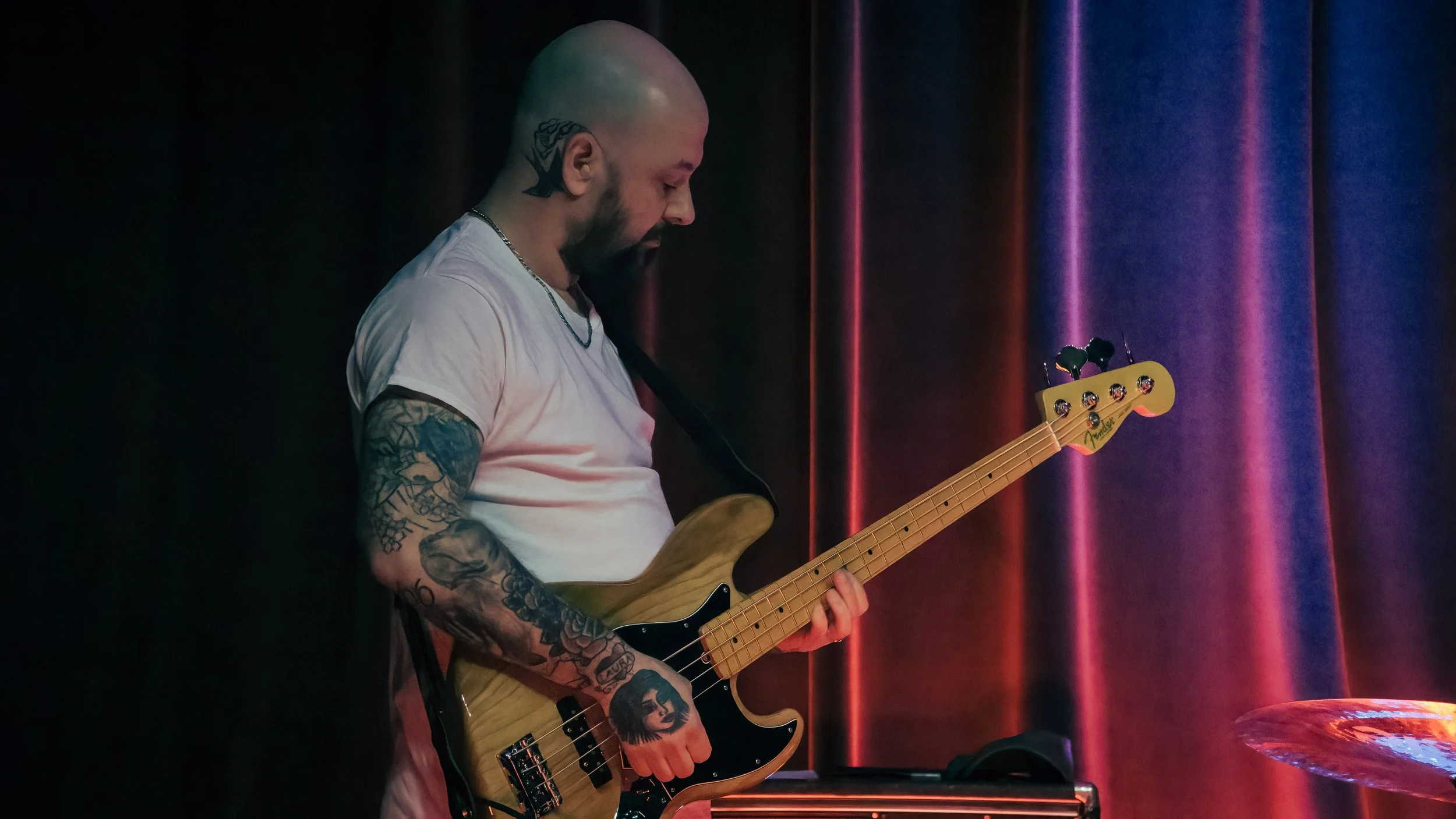 Copy of DSC09888-DeNoiseAI-severe-noise.jpg