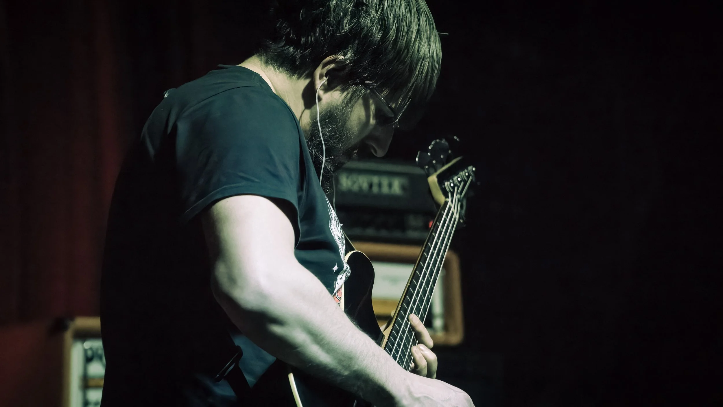 Copy of DSC08342-DeNoiseAI-severe-noise.jpg