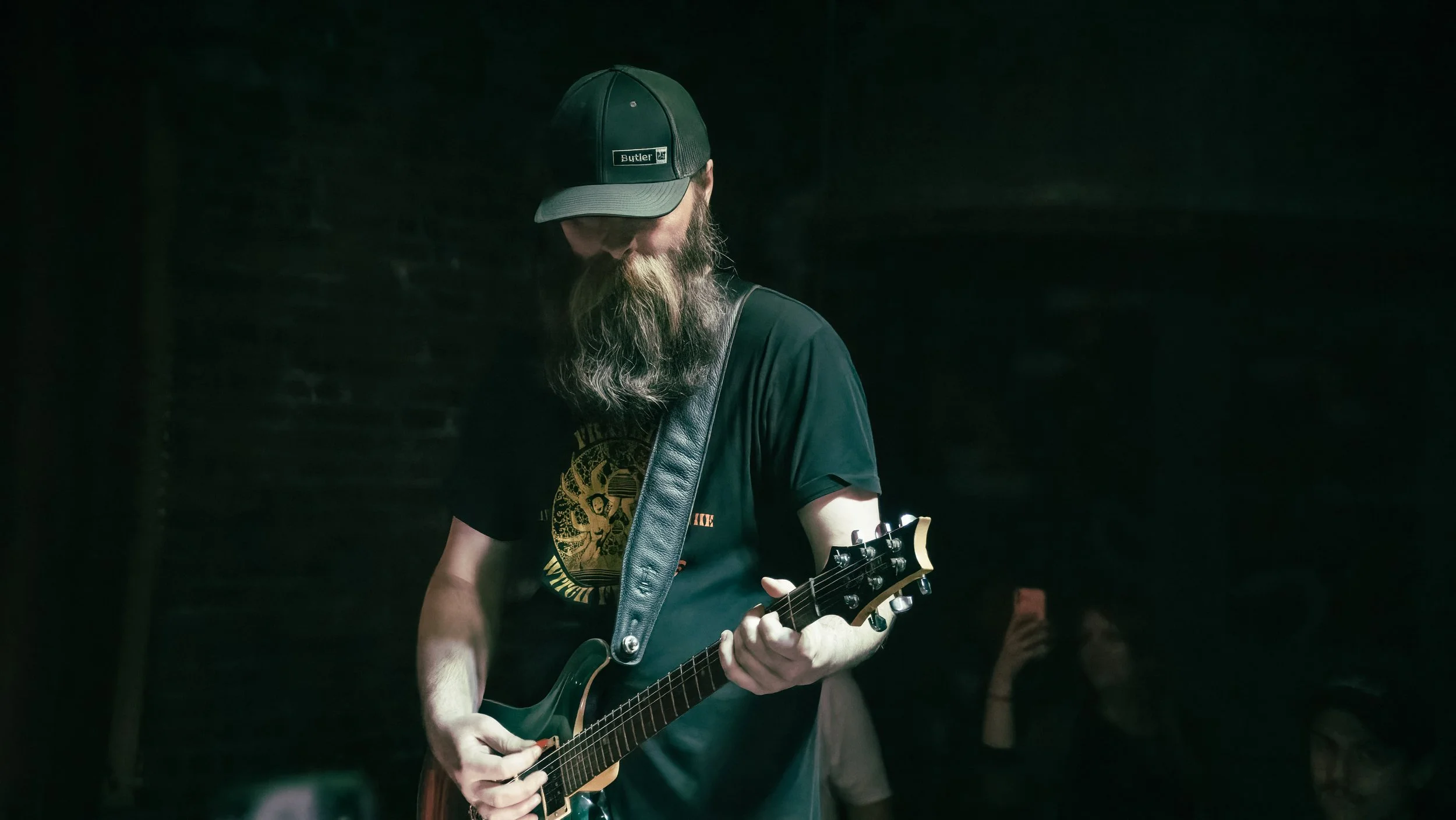 Copy of DSC09900-DeNoiseAI-severe-noise.jpg