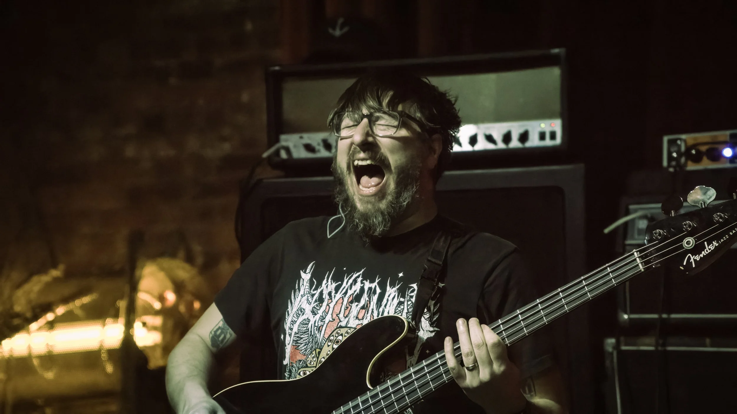 Copy of DSC08364-DeNoiseAI-severe-noise.jpg