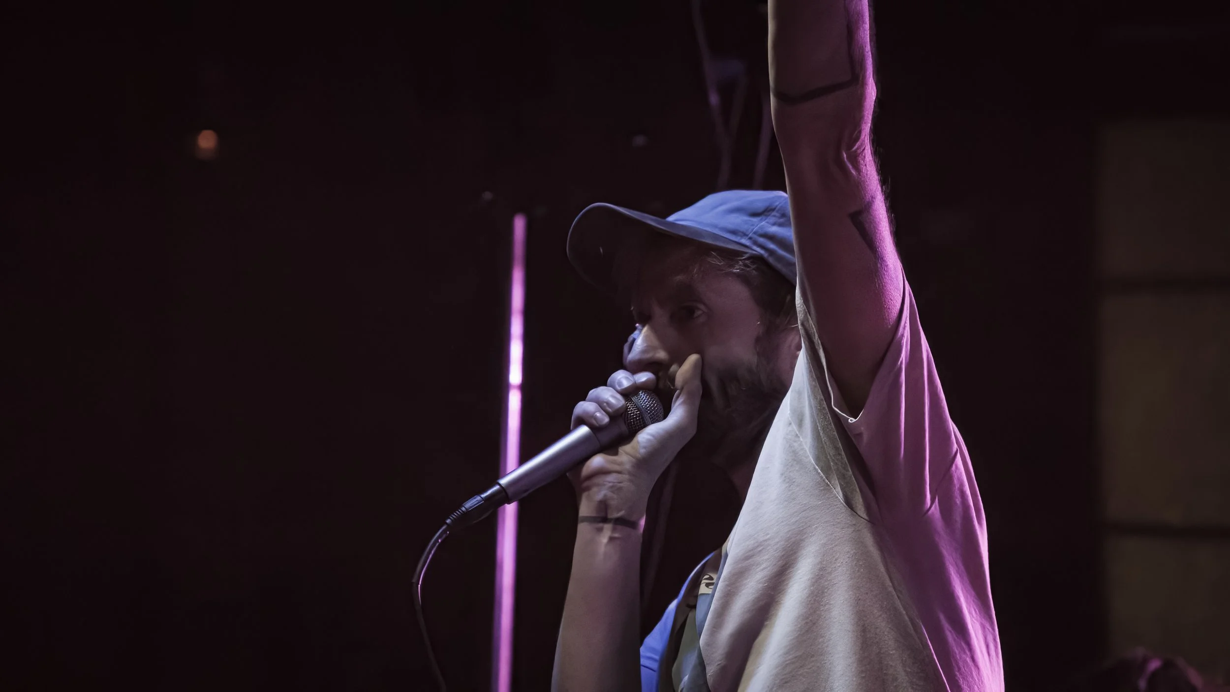 Copy of DSC06625-DeNoiseAI-low-light.jpg