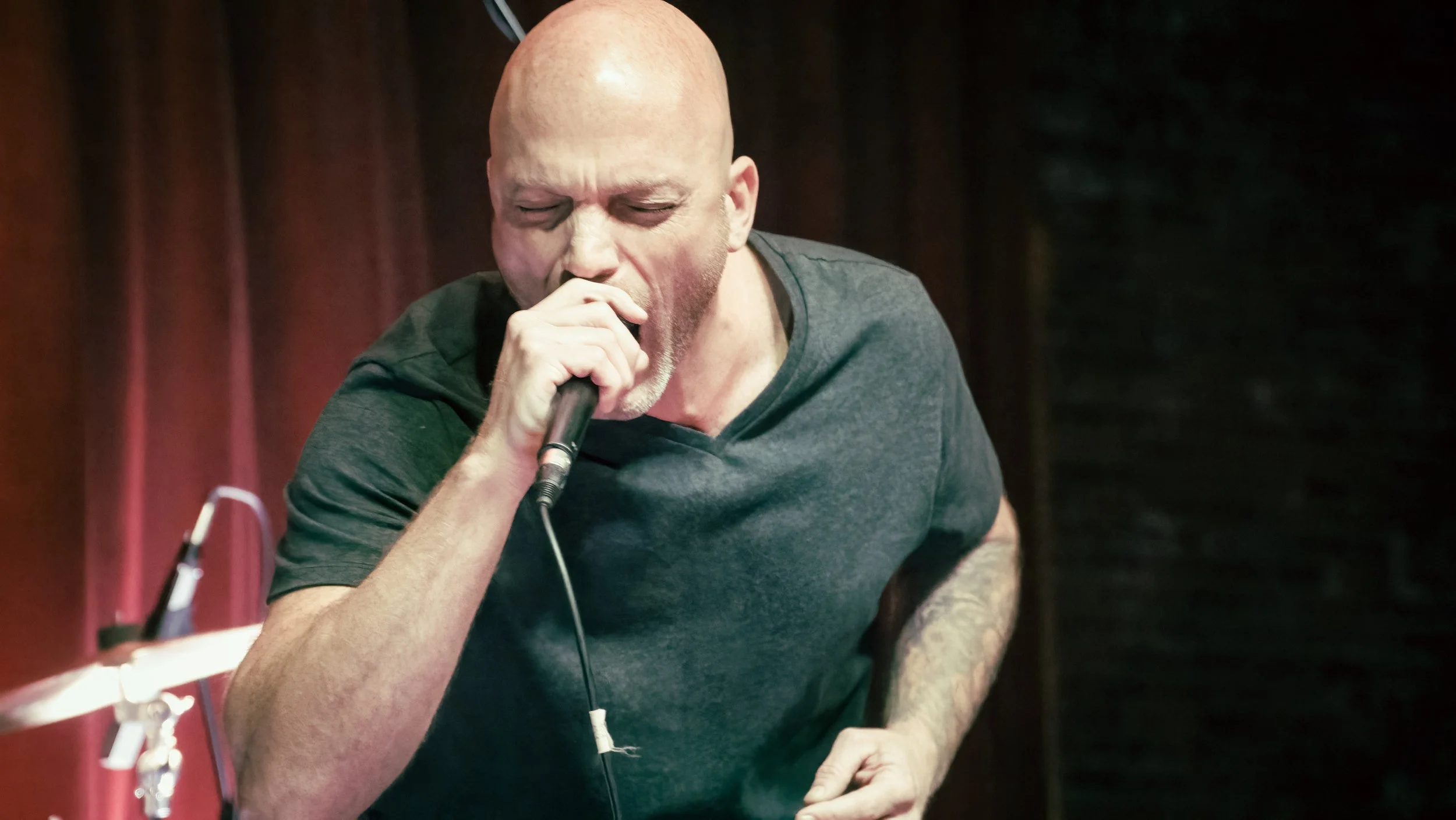 Copy of DSC09804-DeNoiseAI-severe-noise.jpg