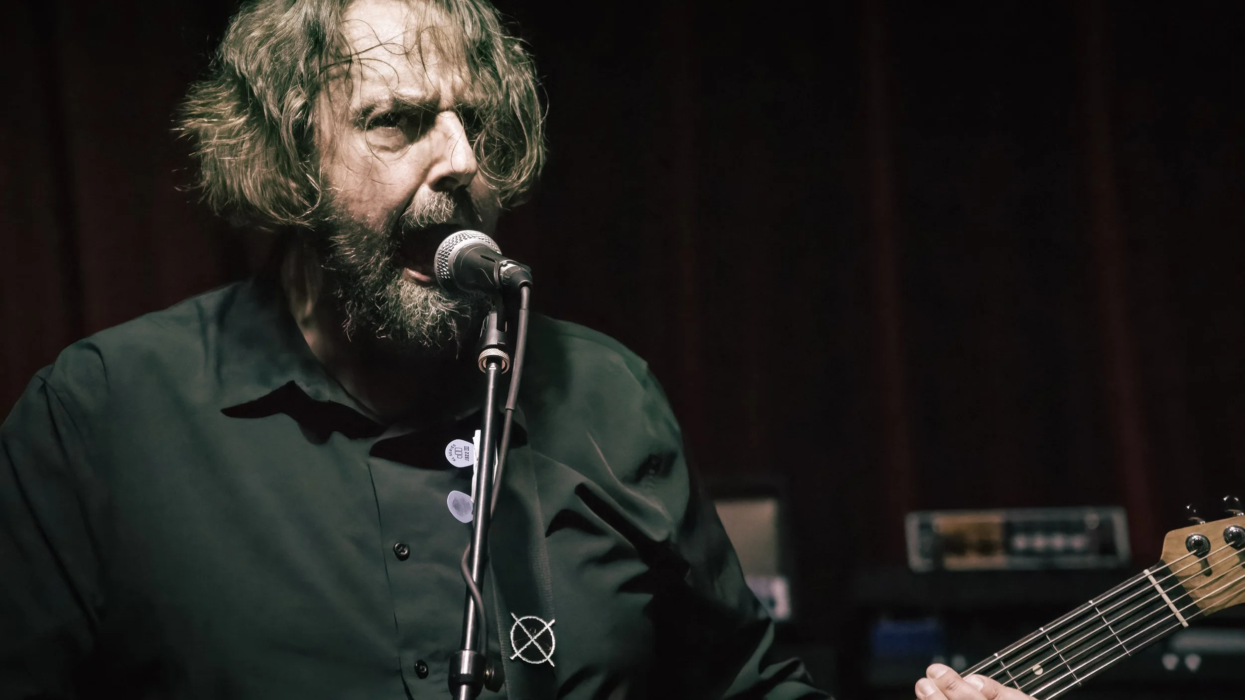 Copy of DSC08264-DeNoiseAI-severe-noise.jpg