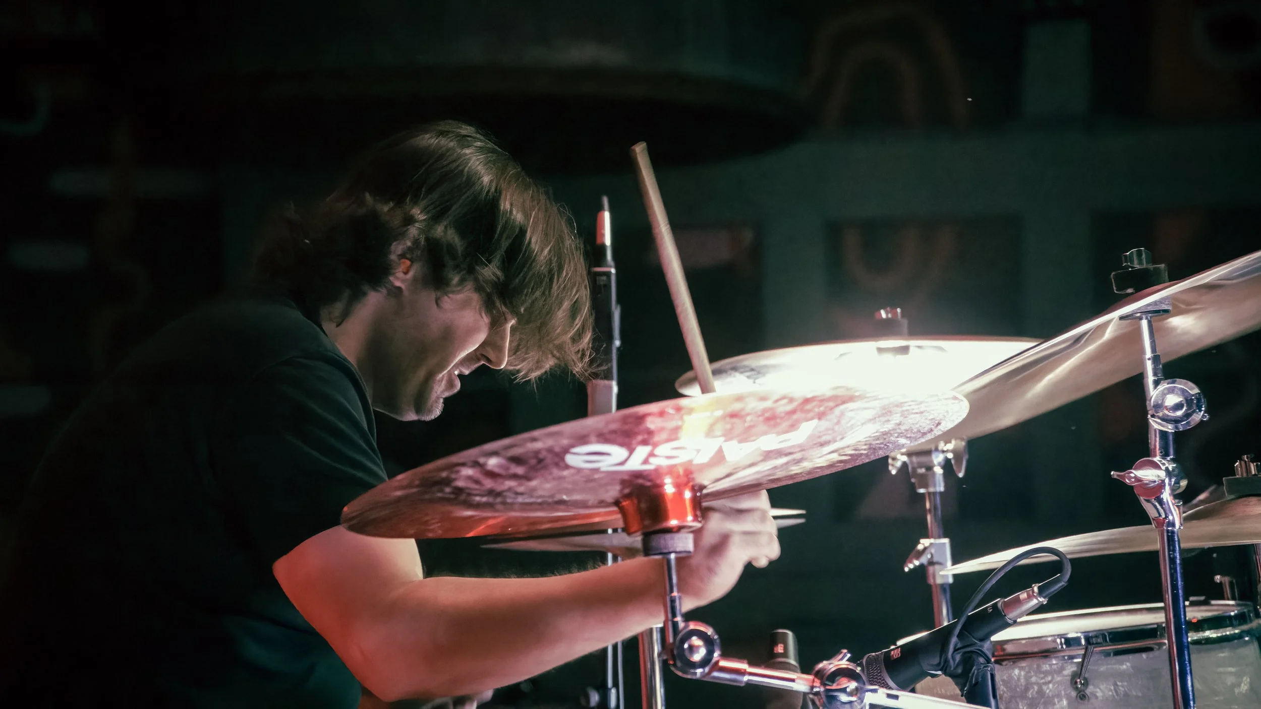 Copy of DSC09808-DeNoiseAI-severe-noise.jpg