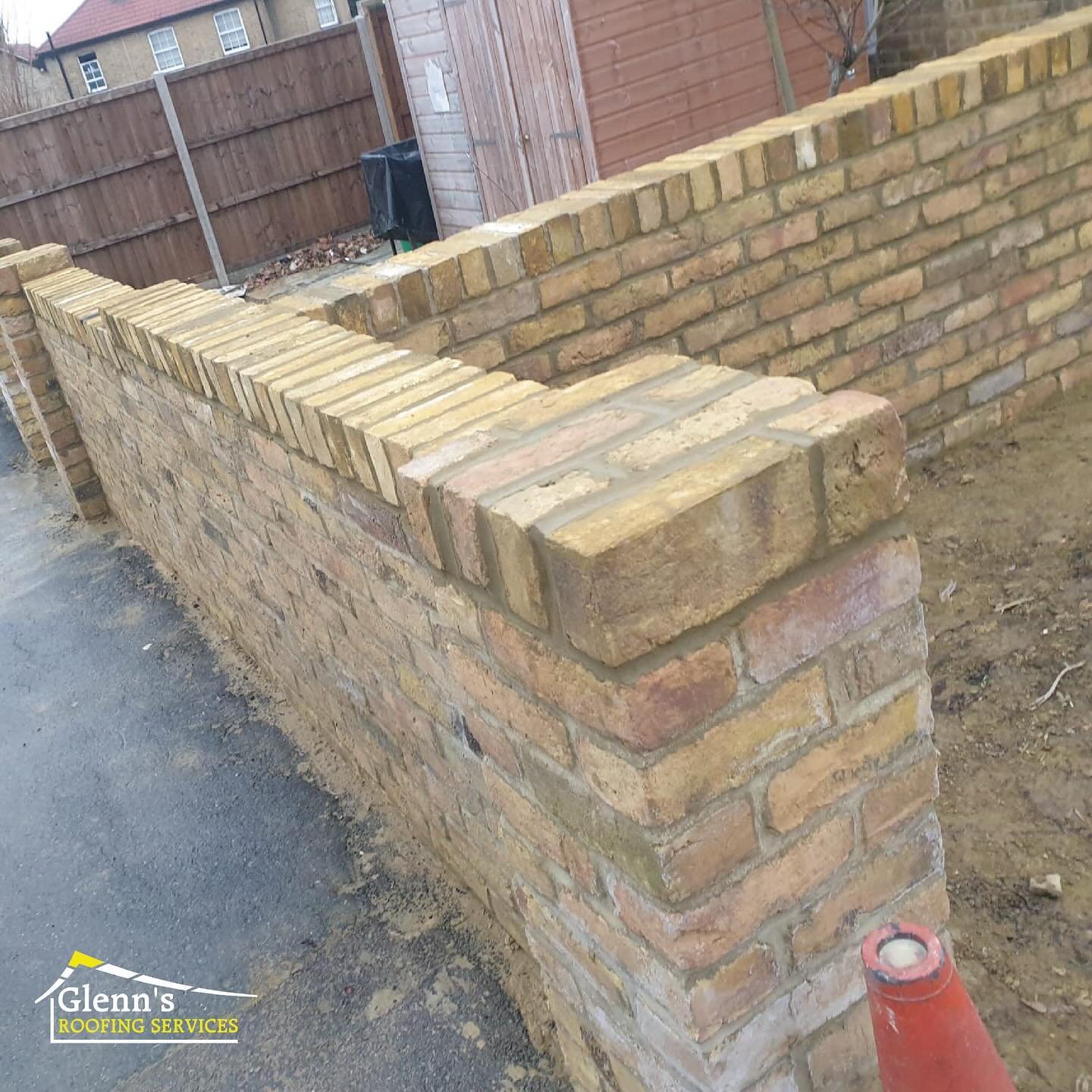 New built wall yellow stock at Crayford baptist Church. Swipe to see the process 👉🏻