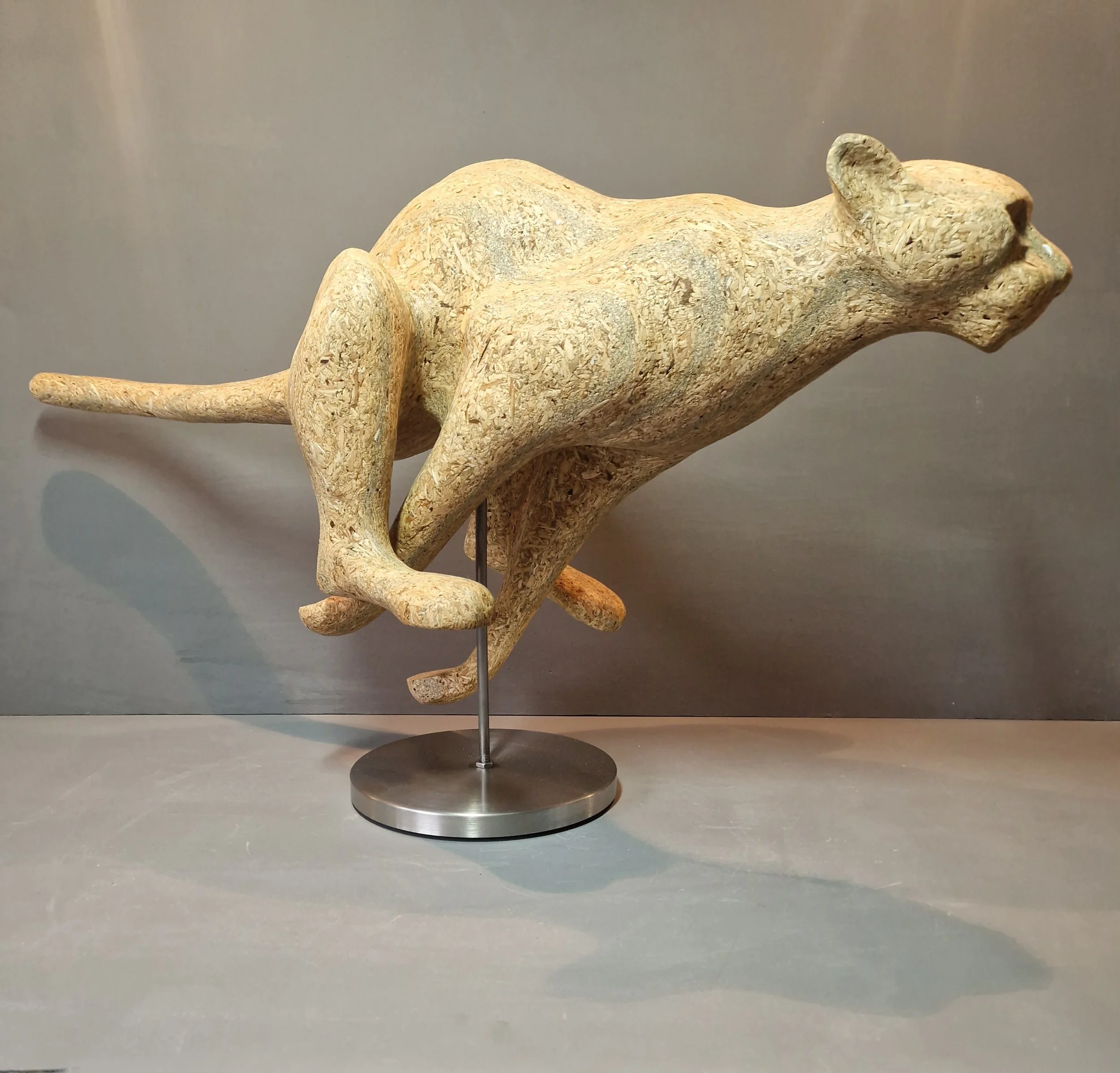Large Cheetah Half Stride
Edition of 1
Woodchip
£775.00

