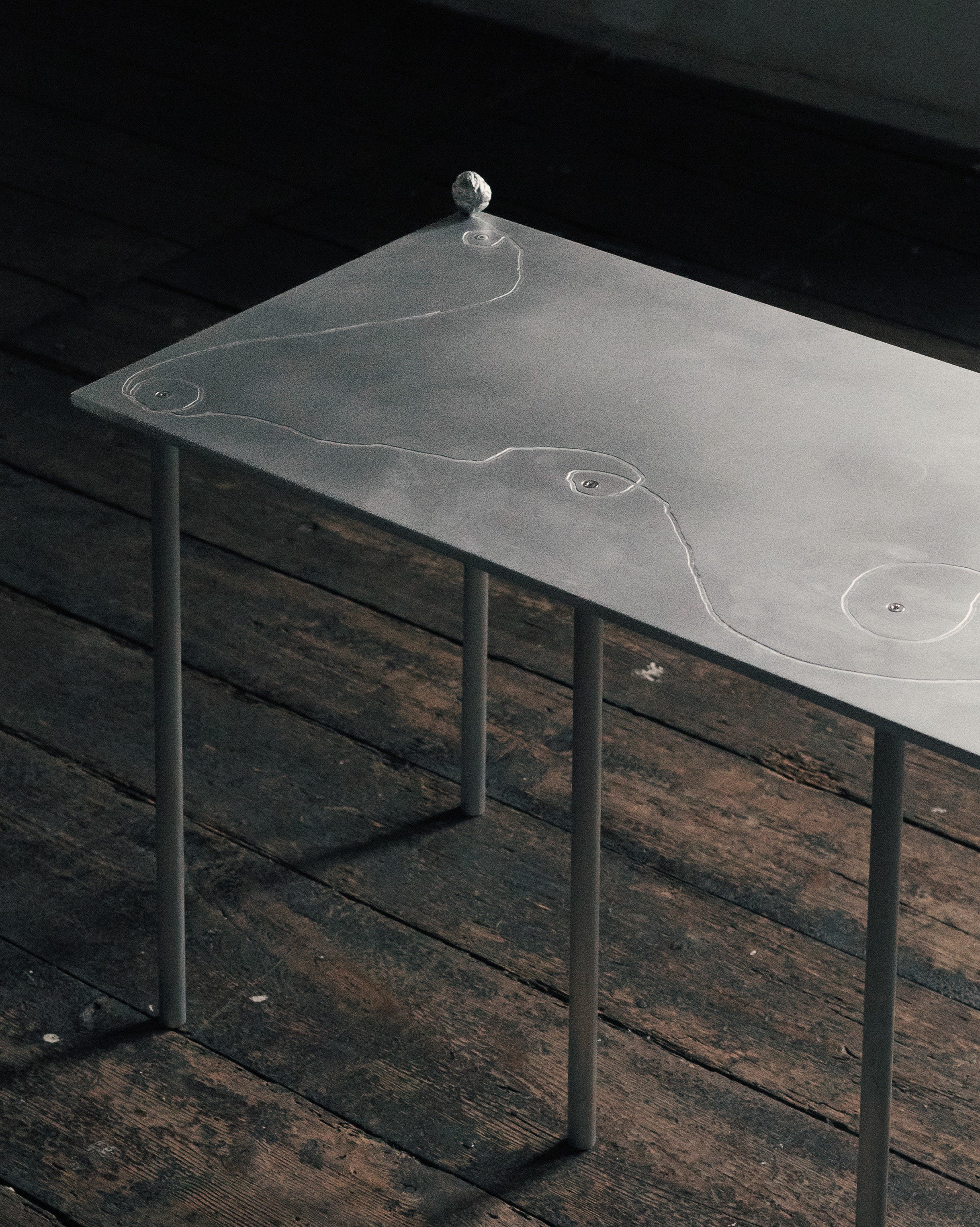 Bench - Repeatable process // 
Dimensions: W1000 x D400 x H450 mm 
Seat Height: 450 mm
 (2/4 Available)  