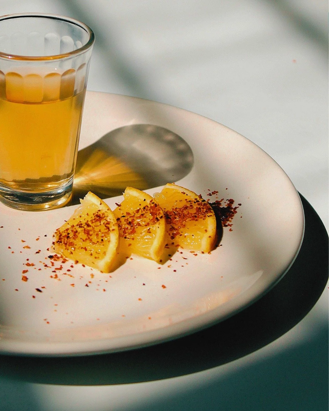 A slow pour. Fresh citrus. A touch of spice.
Served quietly by your butler while the afternoon slips by.

The kind of stay where nothing asks anything of you.

Stay at Rae&rsquo;s &darr;
raestulum.com
&mdash;
#RaesTulum #LuxuryRetreat #TulumVilla