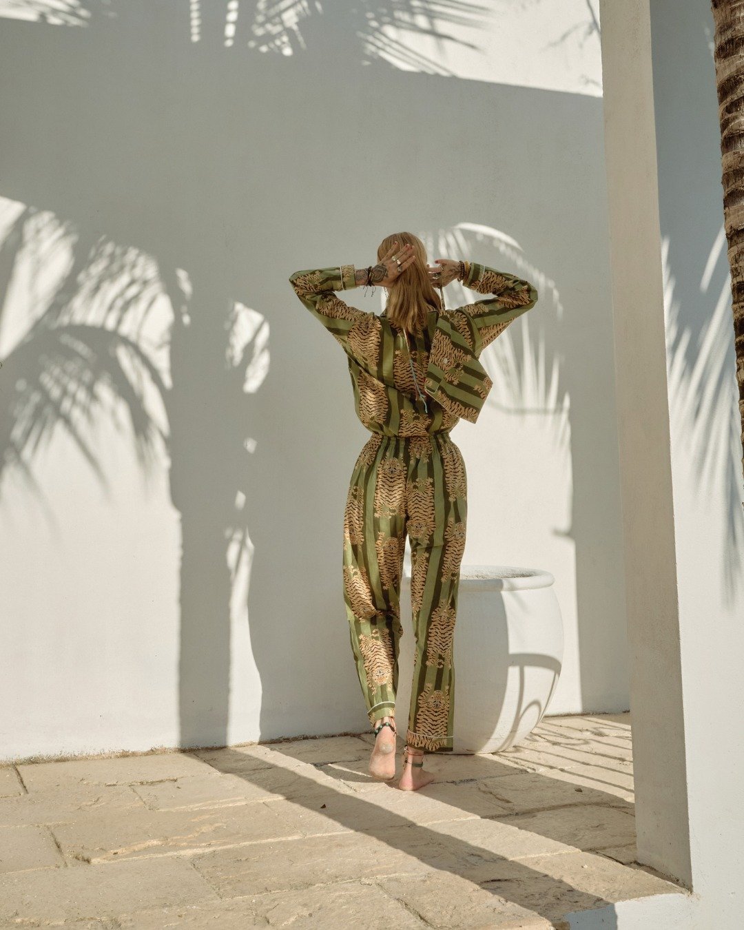 A backdrop where light, texture, and stillness do the talking.

Stay at Rae&rsquo;s &darr;
raestulum.com
&mdash;
#RaesTulum #QuietLuxury #TulumVilla