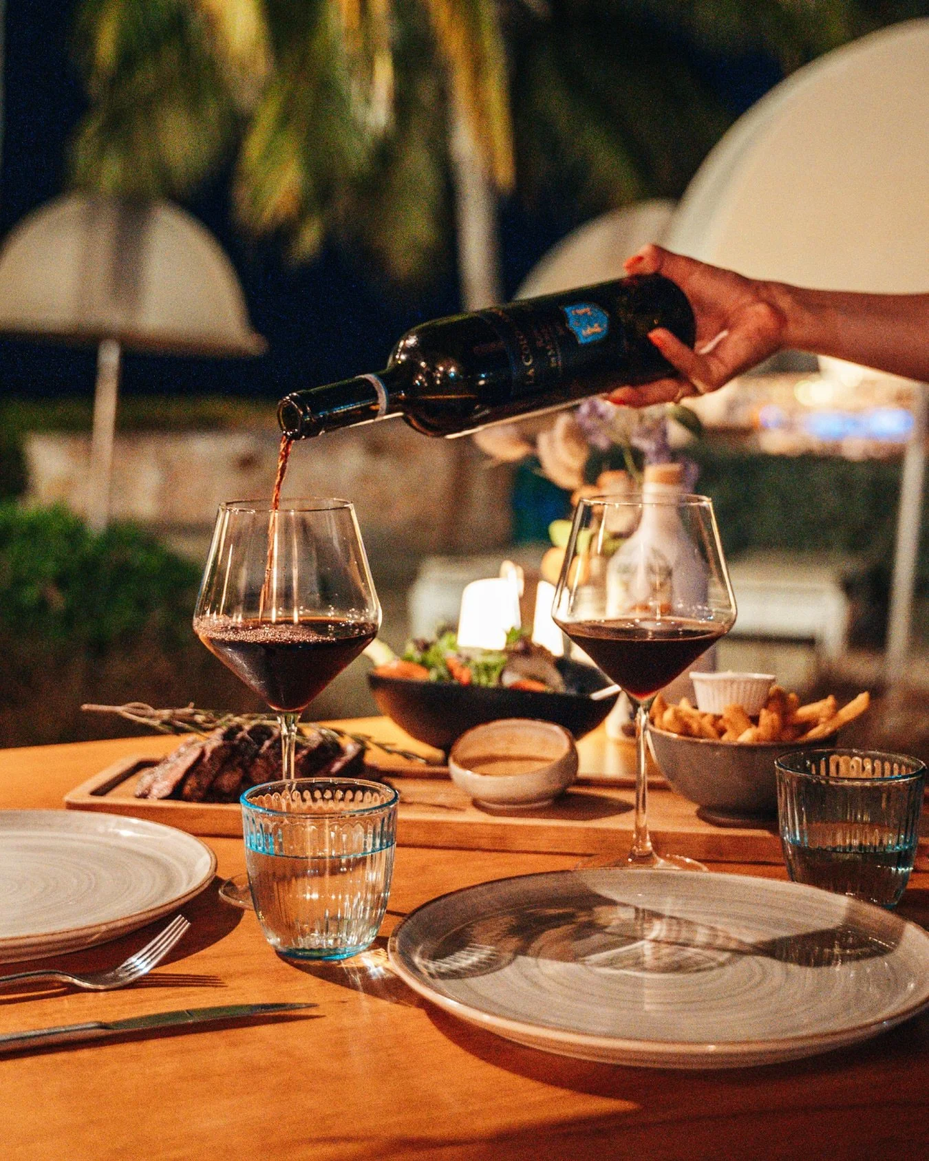 Date night at Zest done right.

#dinner #curacaoisland #curacao #island #zestrestaurant #caribbean #janthiel #janthielbeach #atthebeach