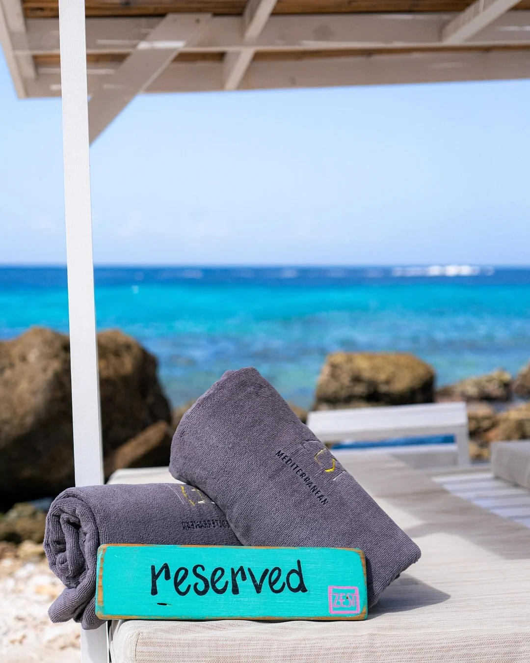 Reserved just for you! See you at Zest?

#beachsunset #oceanview #janthielbeach #curacao #beachlife #restaurant #beach #lifeisbetteronthebeach #dushi #zestcuracao #zestbeachcafe