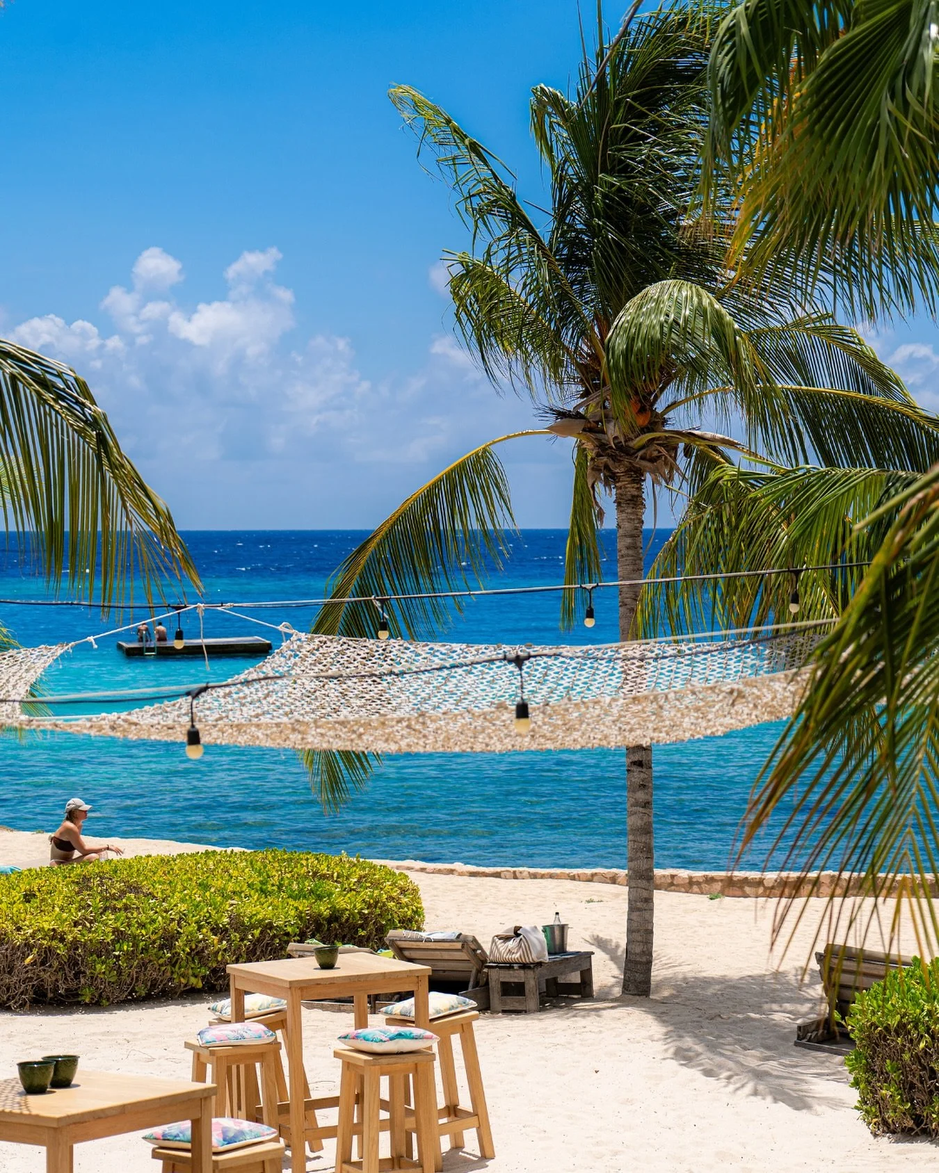 The kind of spot you never want to leave!

#oceanview #sunandsand #janthiel #kokoscuracao #relaxedatthebeach #mindfullday #healthyfood #kokosjanthiel #relaxedatkokos