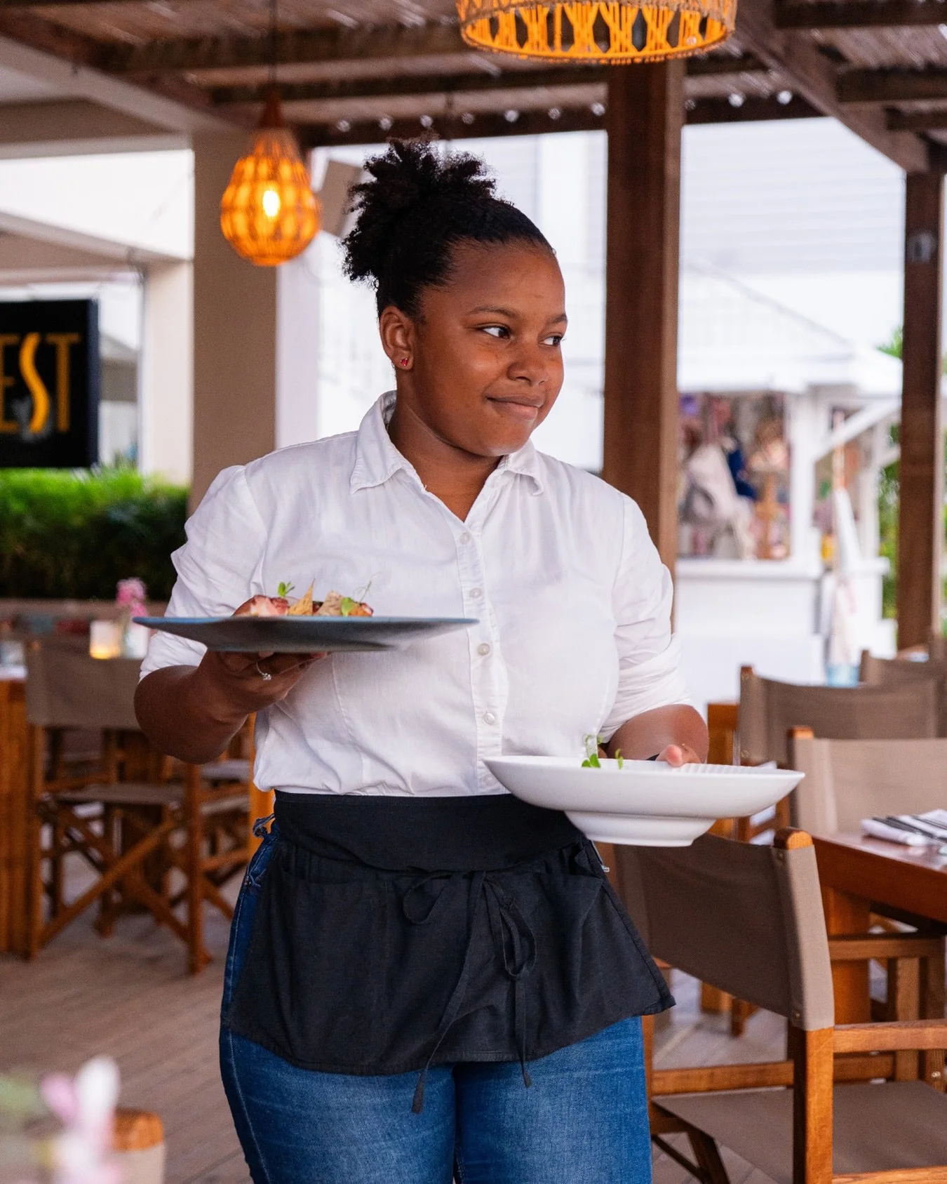Good food tastes even better with great service.

#dinner #curacaoisland #curacao #island #zestrestaurant #caribbean #janthiel #janthielbeach #atthebeach