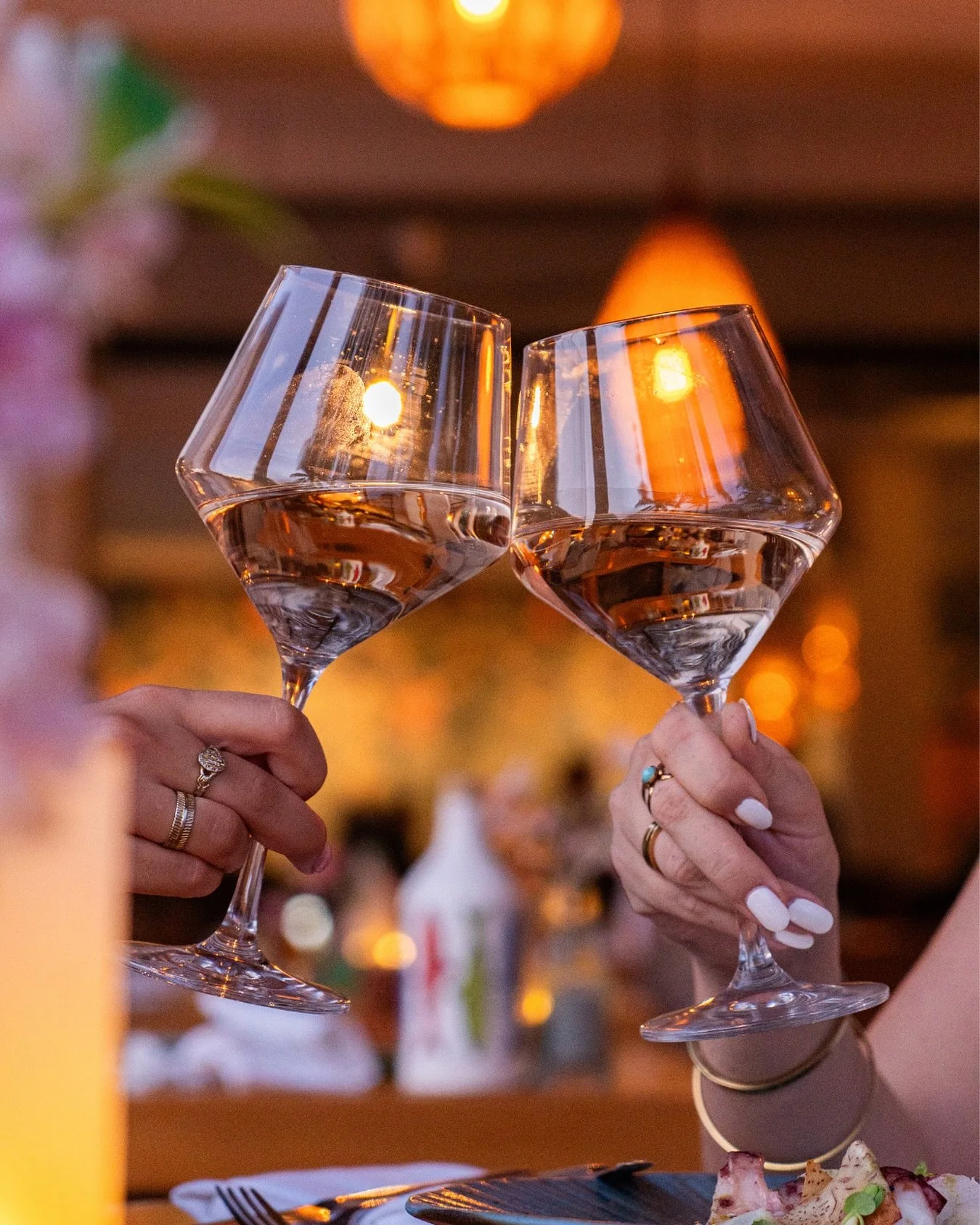 Every toast tastes better here.

#dinner #curacaoisland #curacao #island #zestrestaurant #caribbean #janthiel #janthielbeach #atthebeach