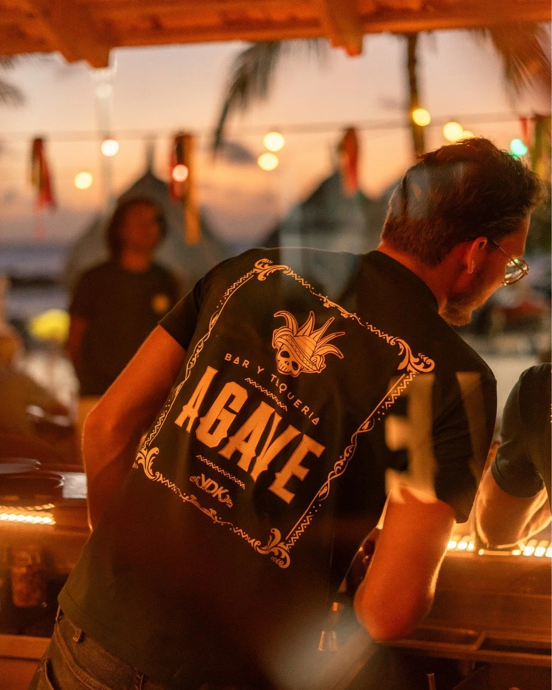 From kitchen to table, we serve smiles.

#AgaveCuracao #TasteOfMexico #JanThielBeach #MexicanDinner #FoodExperience #TableMoments #AgaveCura&ccedil;ao