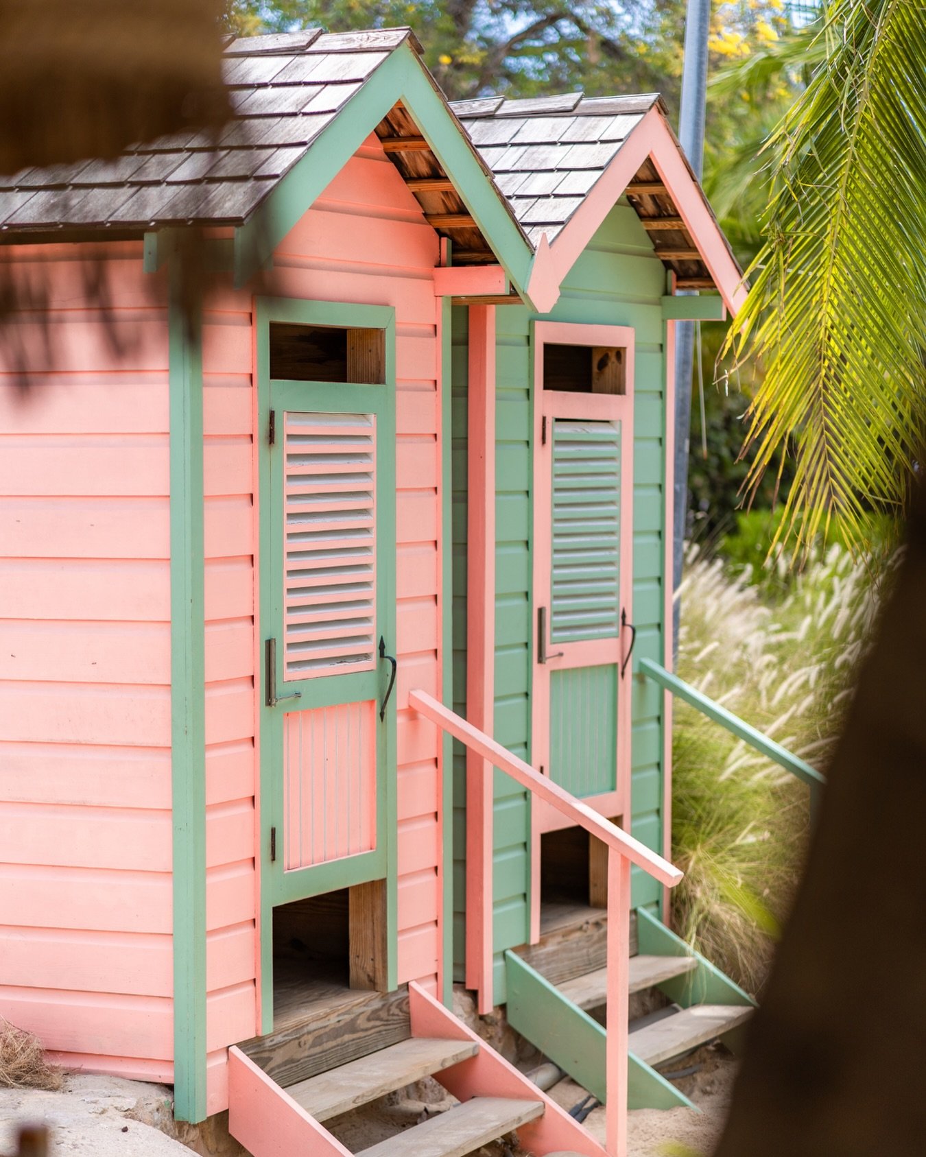 Every corner of Koko&rsquo;s has its own story.

#oceanview #sunandsand #janthiel #kokoscuracao #relaxedatthebeach