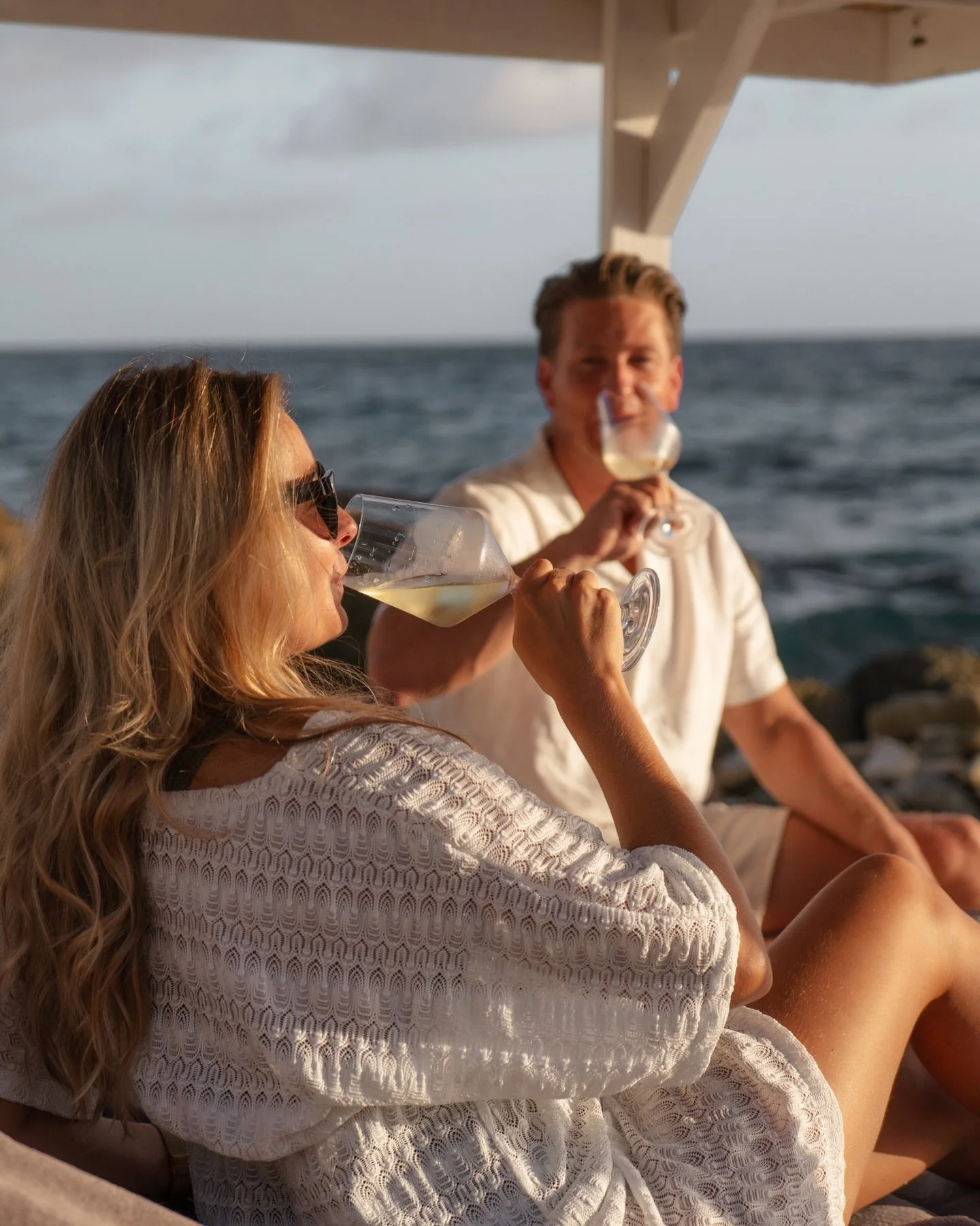 Golden hour is better when shared by the sea. Join us at Zest for easy afternoons and beautiful evenings.

#beachsunset #oceanview #janthielbeach #curacao #beachlife