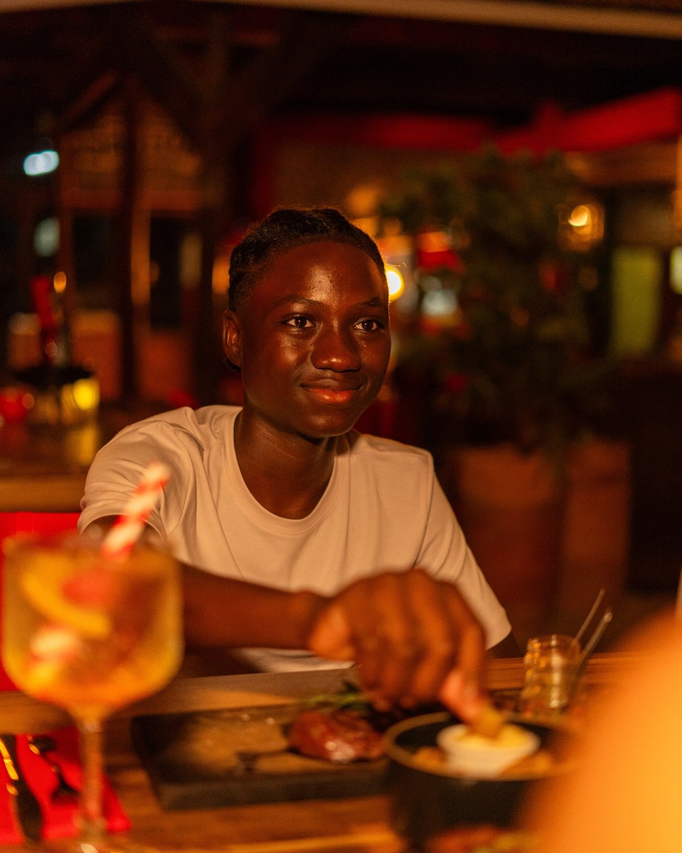 Even tho the stories are as good as the food at the table, it&rsquo;s hard to focus on the plate only