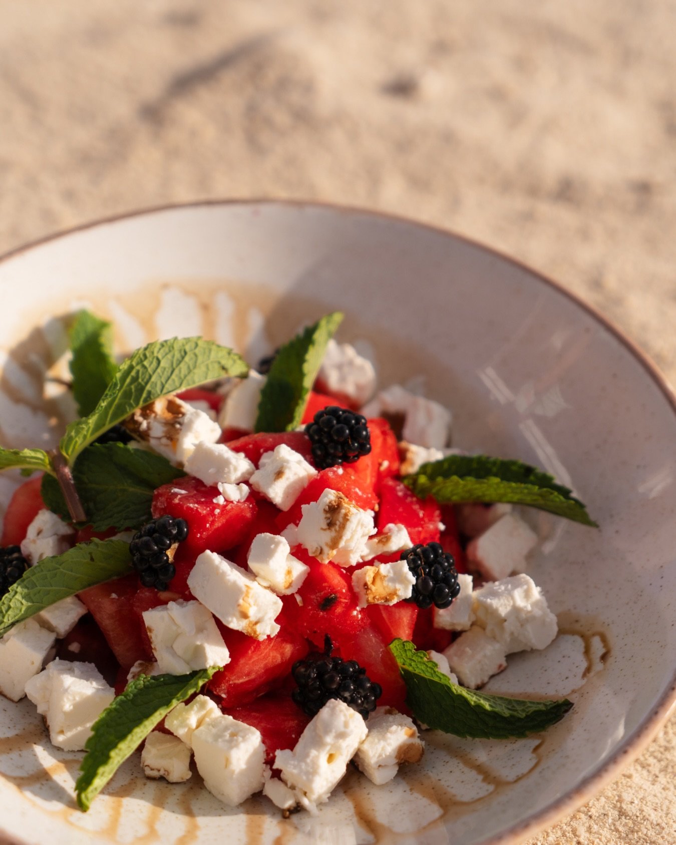 Watermelon, feta, mint, and blackberries all in one bowl. Fresh, bright, and exactly right for a warm day.

#beachsunset #oceanview #janthielbeach #curacao #beachlife