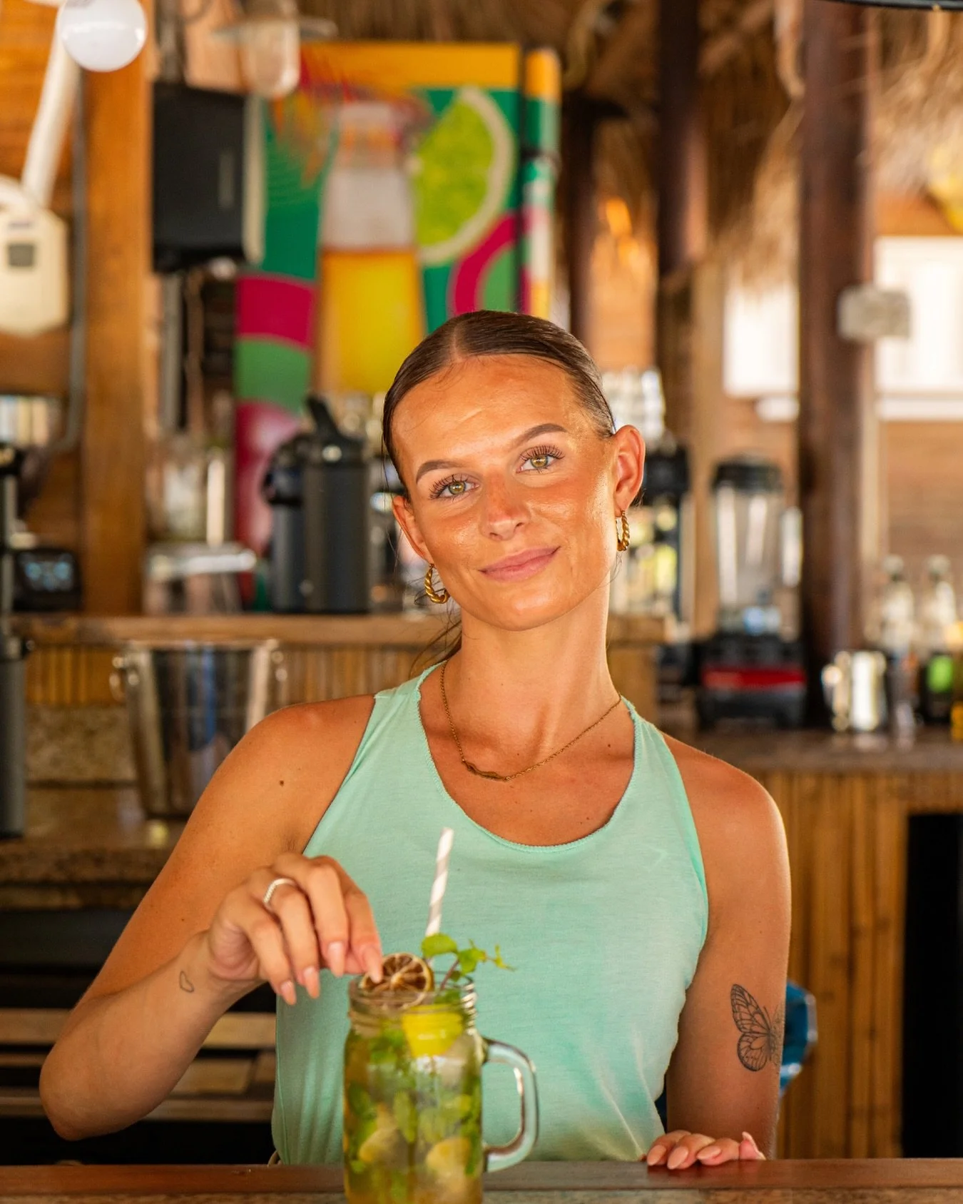 Served with mint and a smile and a sun that is reflecting in the sea 🌅