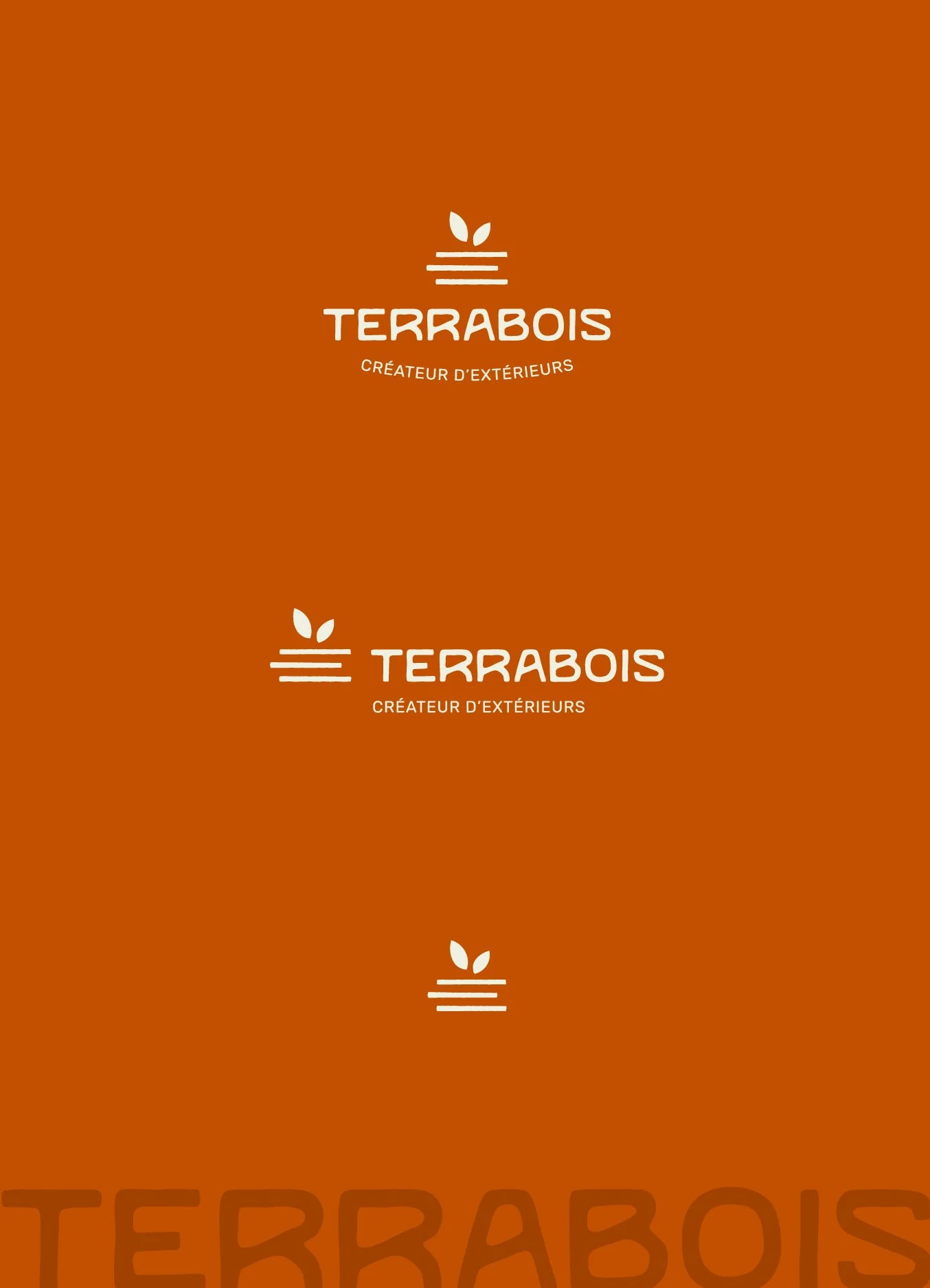 Image présentant un logo blanc avec l'inscription 'TERRABOIS' et le slogan 'Créateur d'extérieurs' sur un fond orange.
