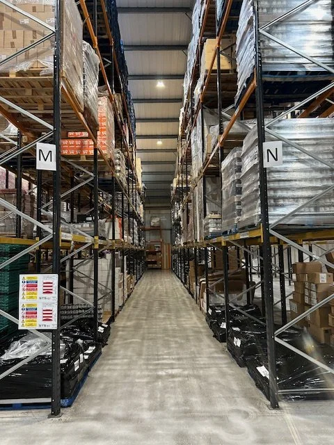 Pallet racking aisle