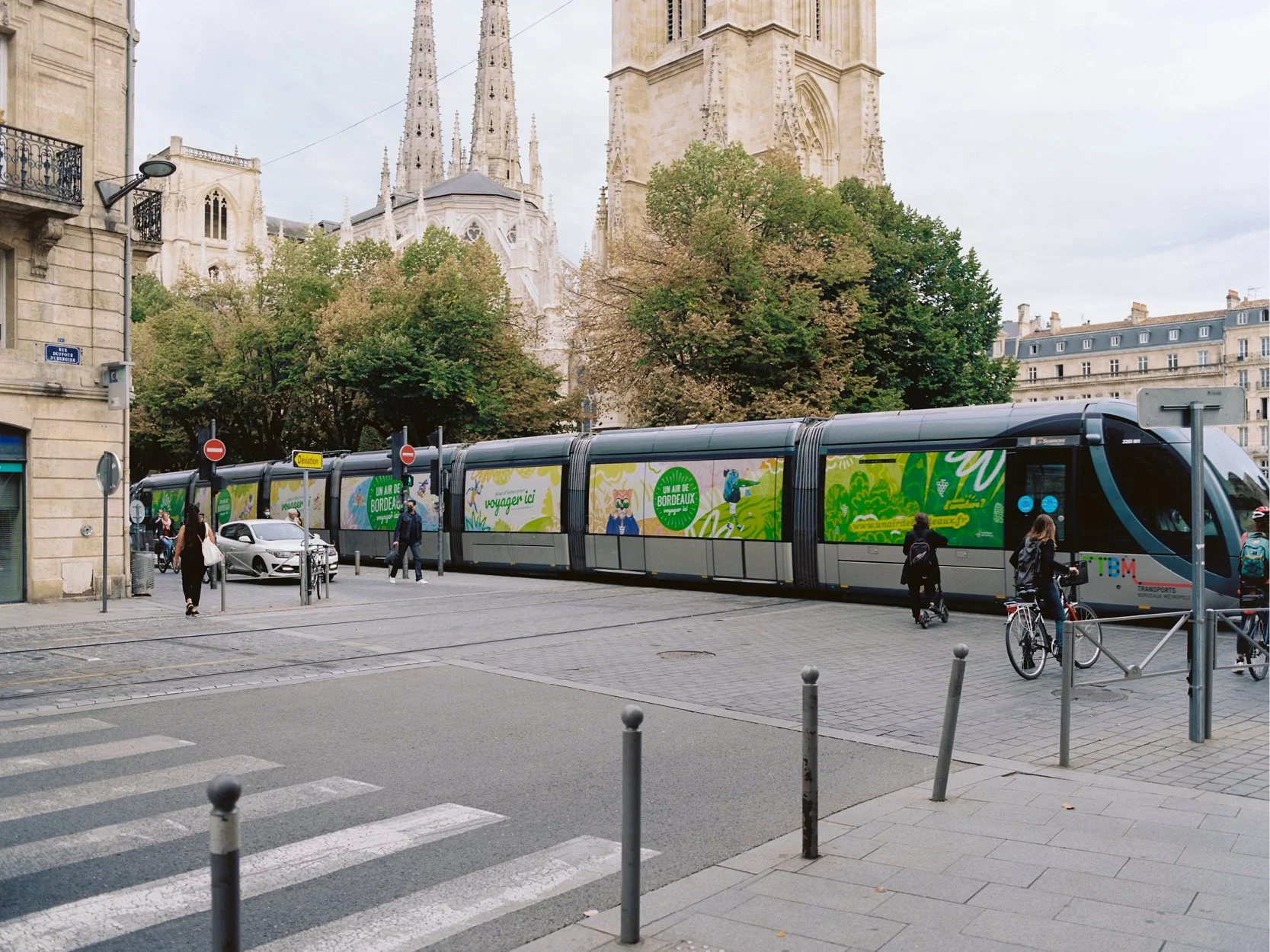 juliannehuon_tramway_bordeaux.jpg