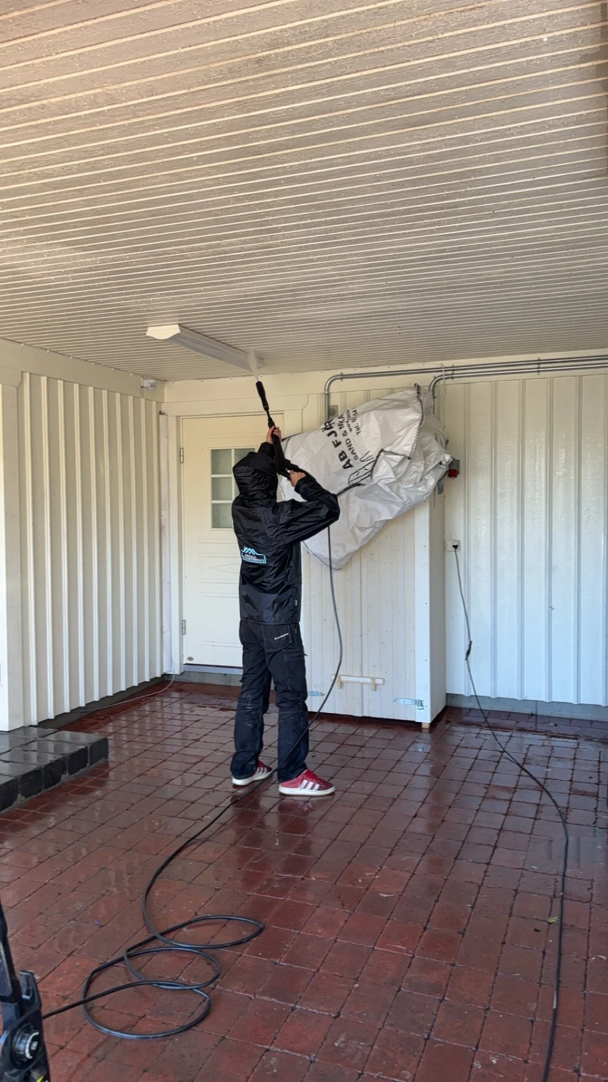 Svartmögel tak - Under arbete