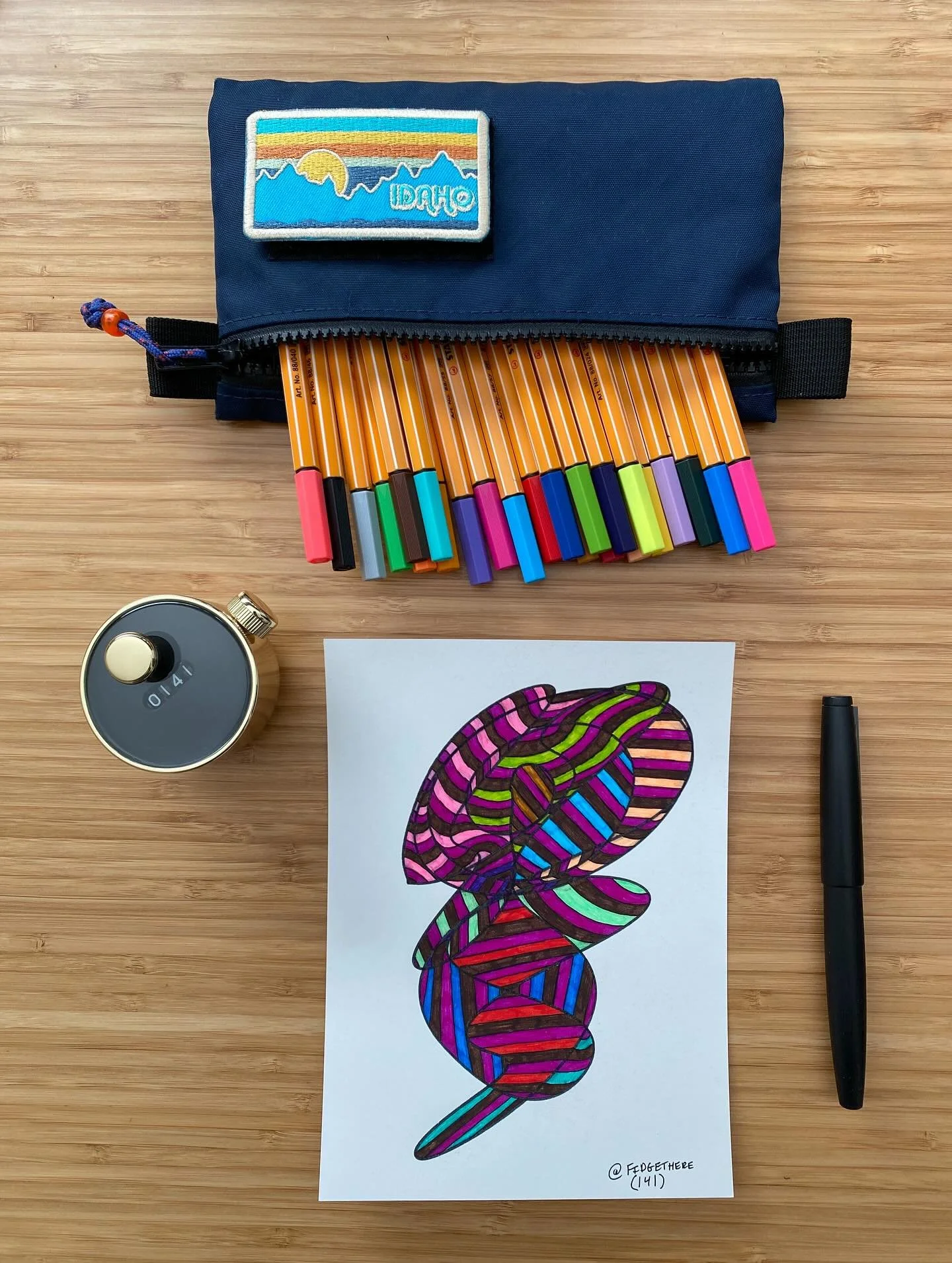 (141)

#artsketches #artistic_discover #fidgethere #flatlay #dailydoodles #ArtDaily #MarkerArt #nudgecounter #goinglight #goodwerksgang #photooftheday #artsy #CreativeVibes