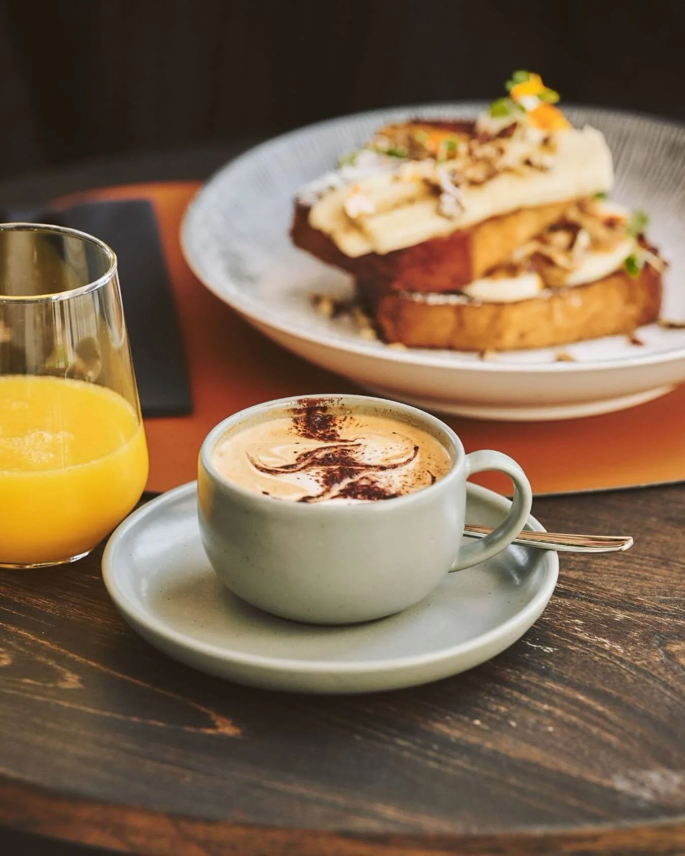 D&aacute;t is pas een goed begin van je dag! 💛
Coffee first. De rest volgt vanzelf.

#mediacafe #coffeelover #coffee #breakfasttime #breakfast