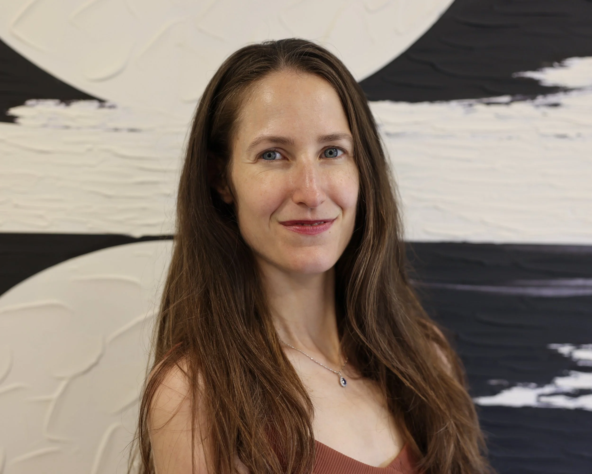 Dr. Dana Arie