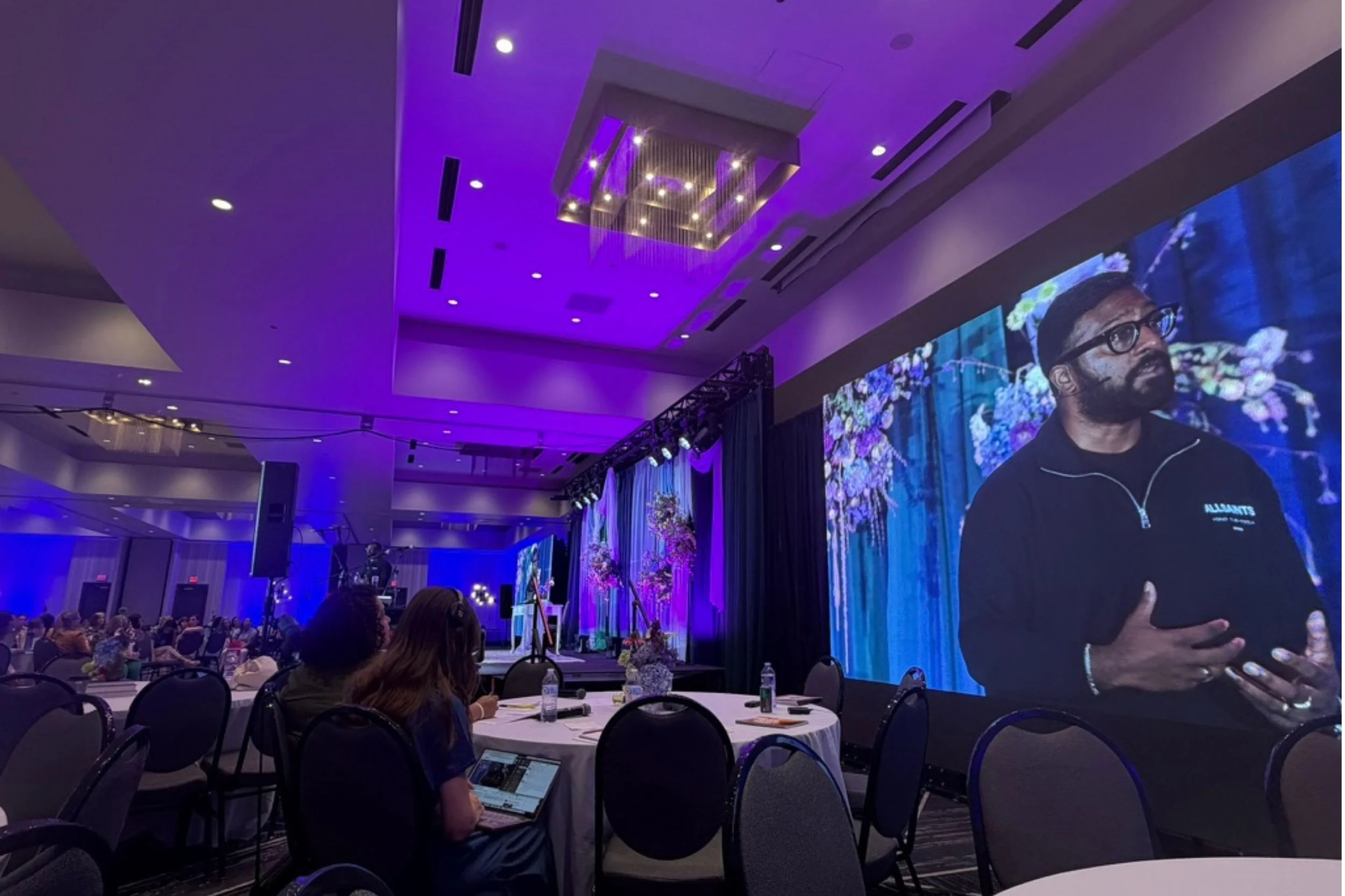 she-speaks-conference-general-session-screen