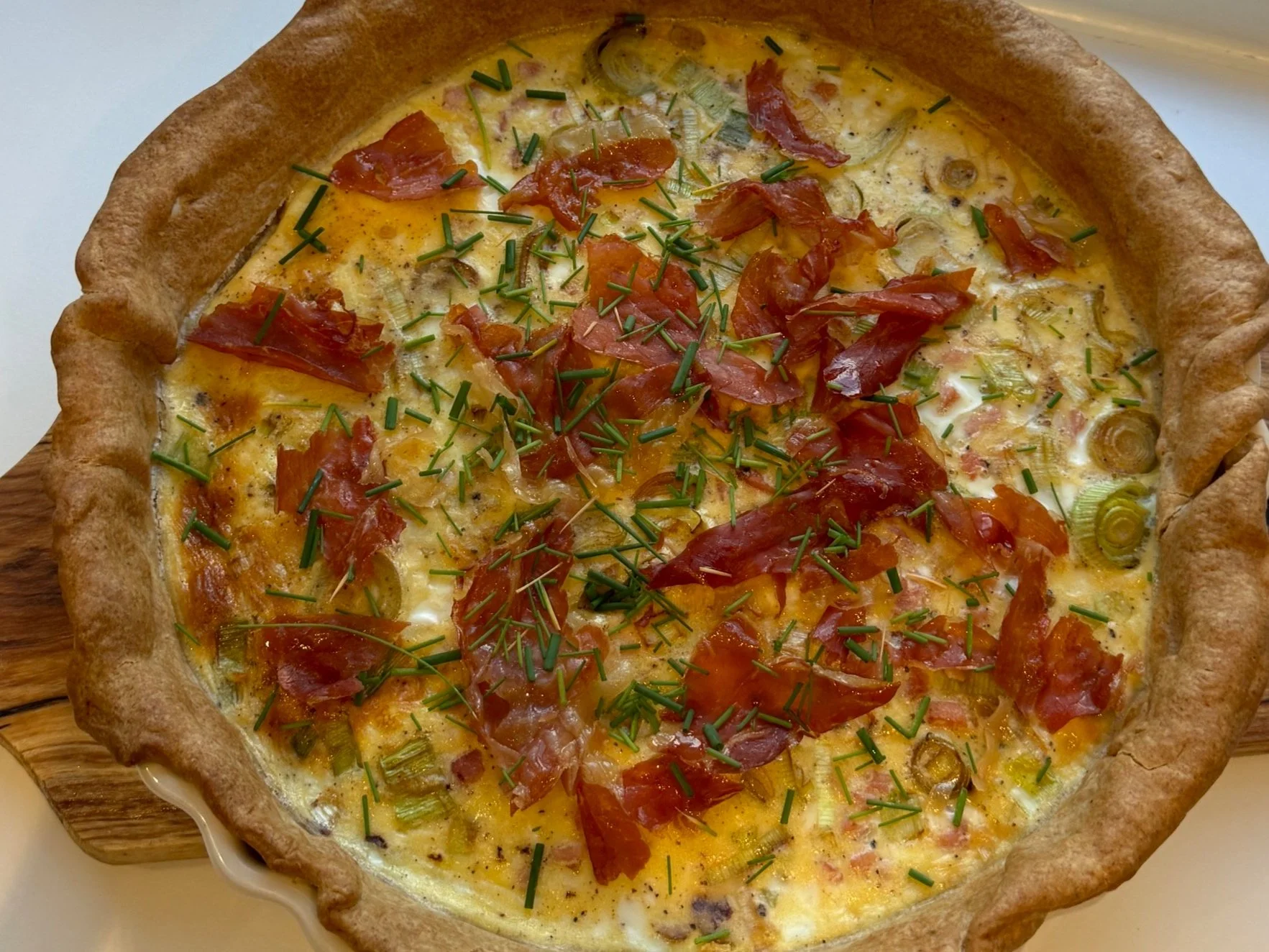 Porretærte med serano