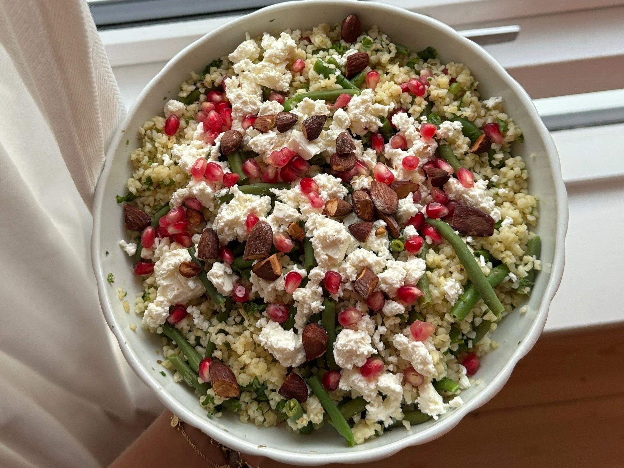 Bulgursalat med granatæble og feta