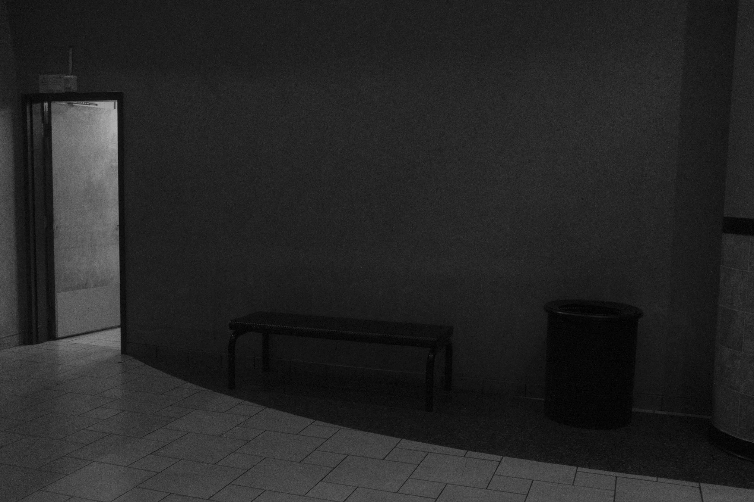 BLACK & WHITE _ TATE _dsf2218.jpg