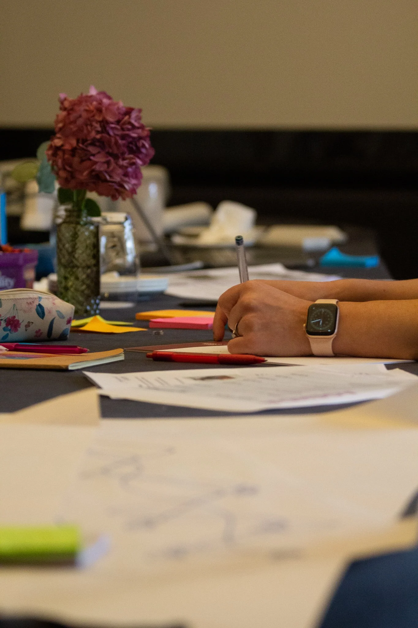 The Business Plan is Dead: Why Every Founder Needs a Living Blueprint (Not a Dusty Document)