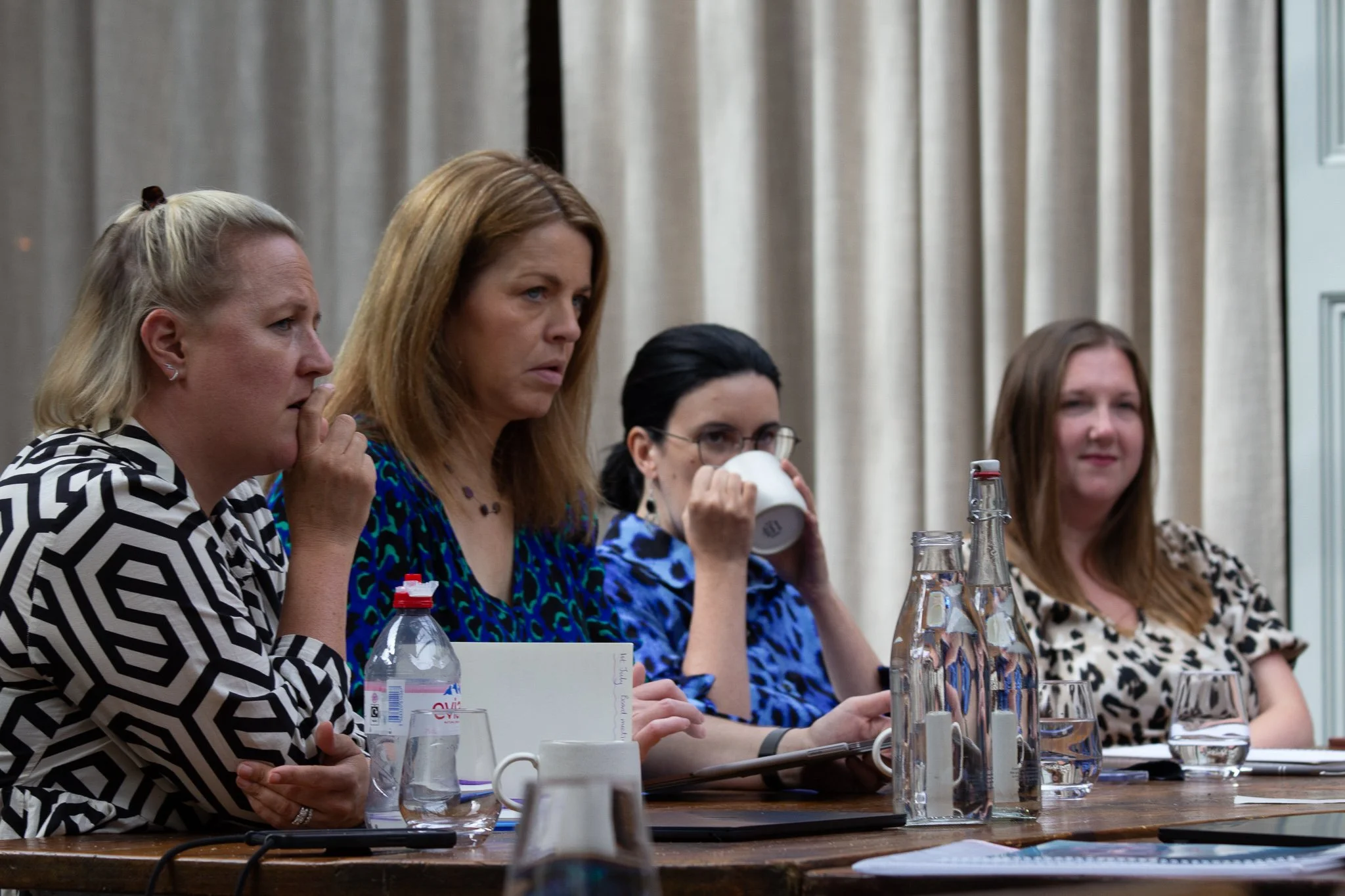 Peer Boards vs Solo Hustle: Which Actually Grows Your Business Faster? (The Data Will Surprise You)</span>