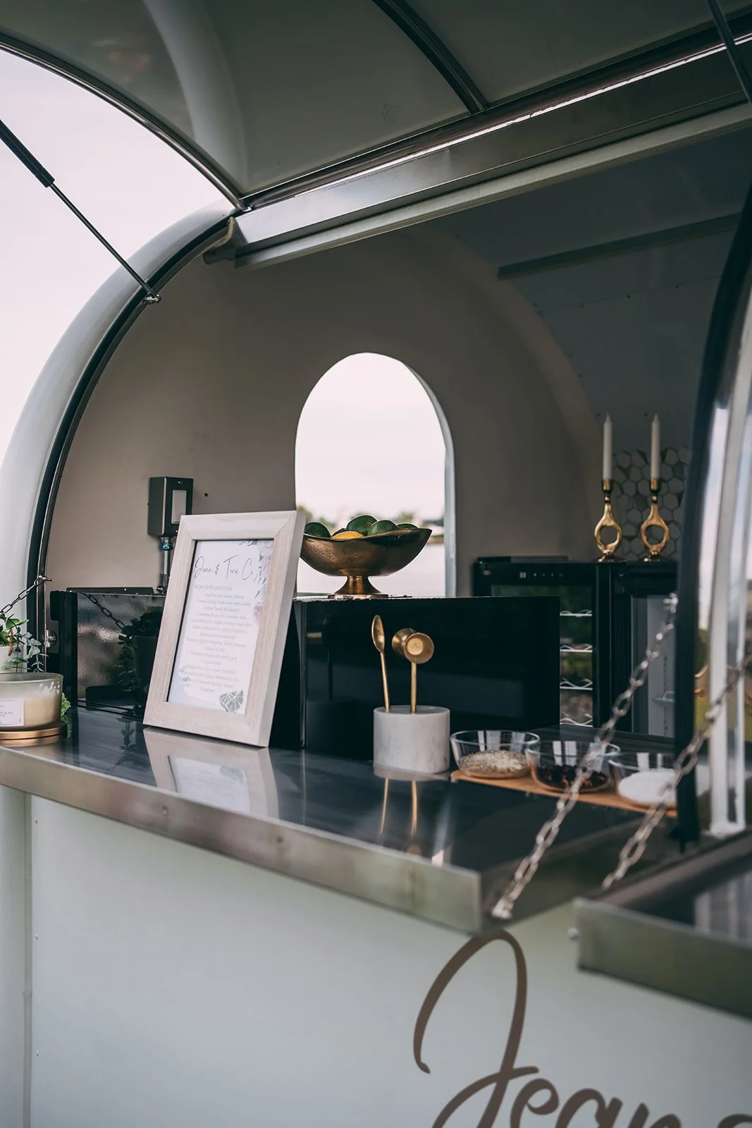 Fully equipped mobile bar for events