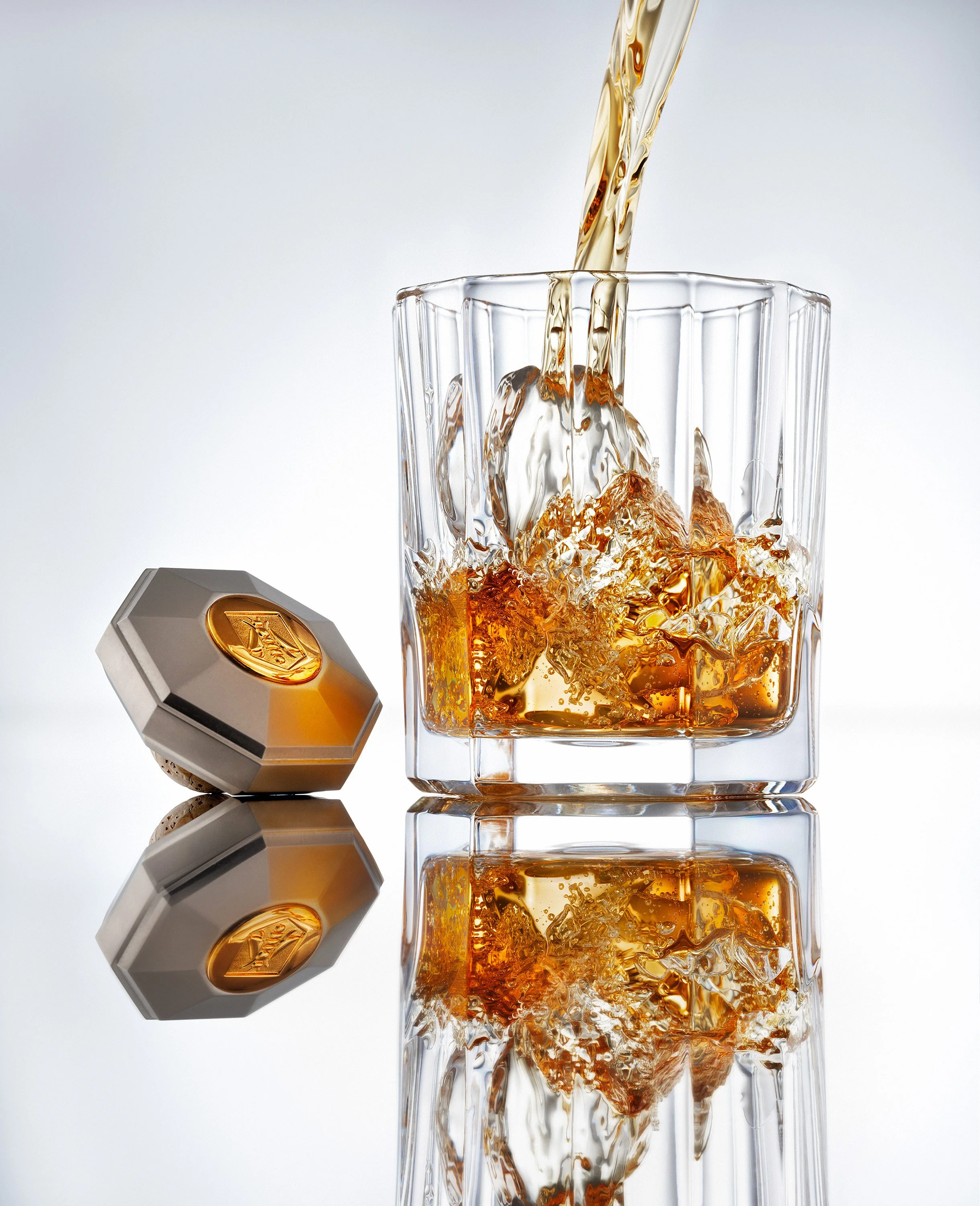 DSCF_28251_Cognac_Pour_3000-65.jpg