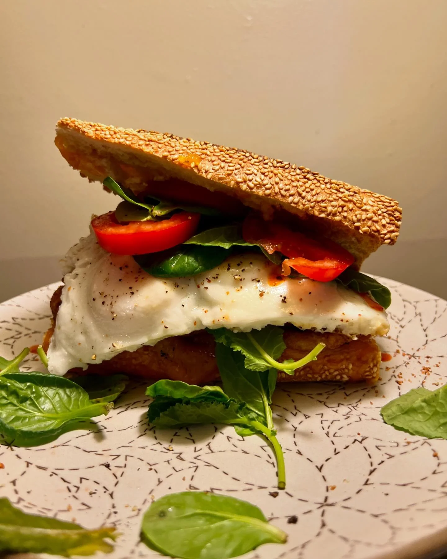 DADWICH 🥪 // Happy Father&rsquo;s Day to all you dads, step dads, foster dads, pet dads, single moms, and dads we&rsquo;ve lost. Thank you for your service 🫡

This morning&rsquo;s dad appreciation meal was a breakfast dadwich featuring @rizeupbaker