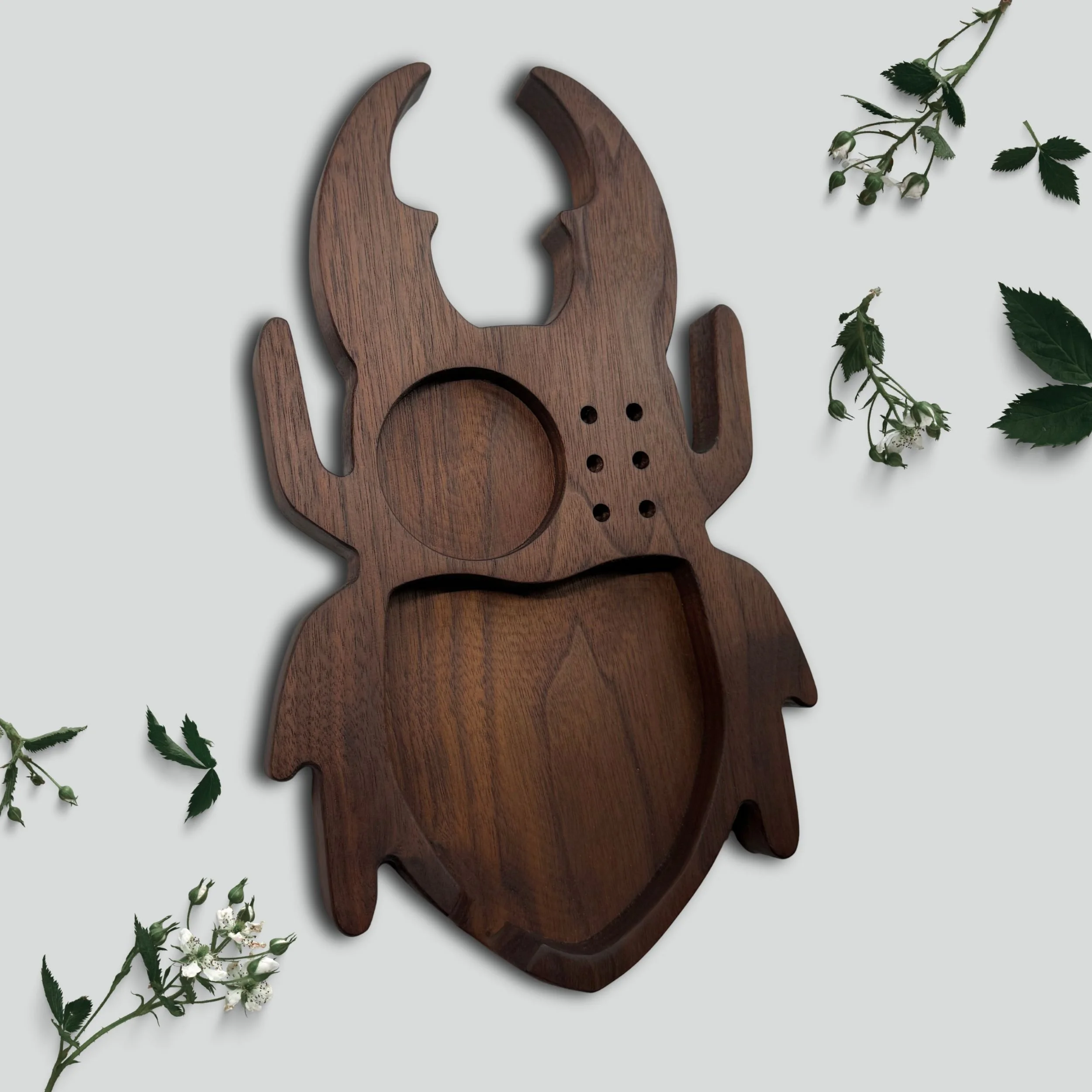 Walnut Beetle Rolling Tray