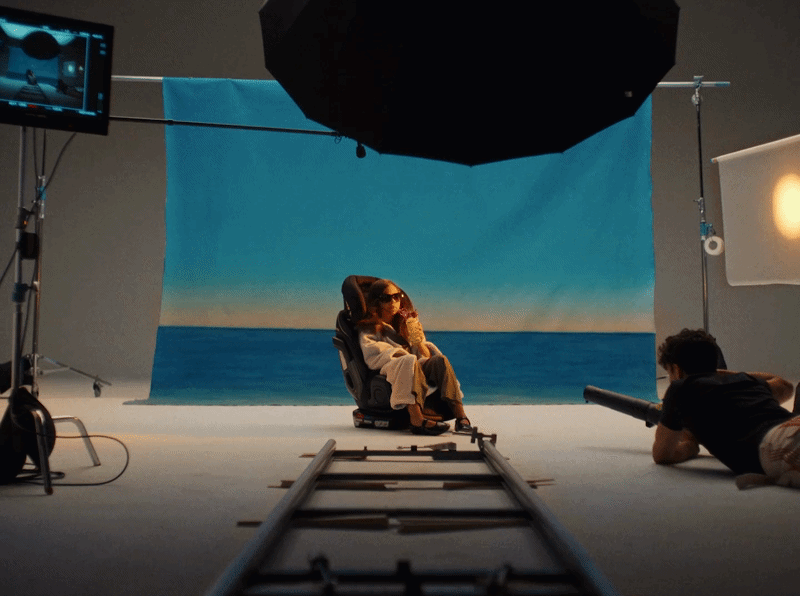 NUNA5-ezgif.com-video-to-gif-converter.gif