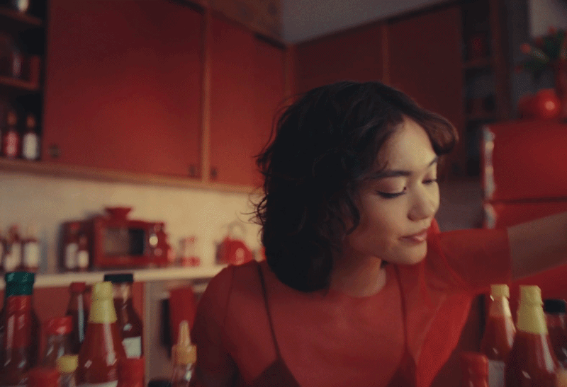 MAYBELLINE2-ezgif.com-video-to-gif-converter.gif