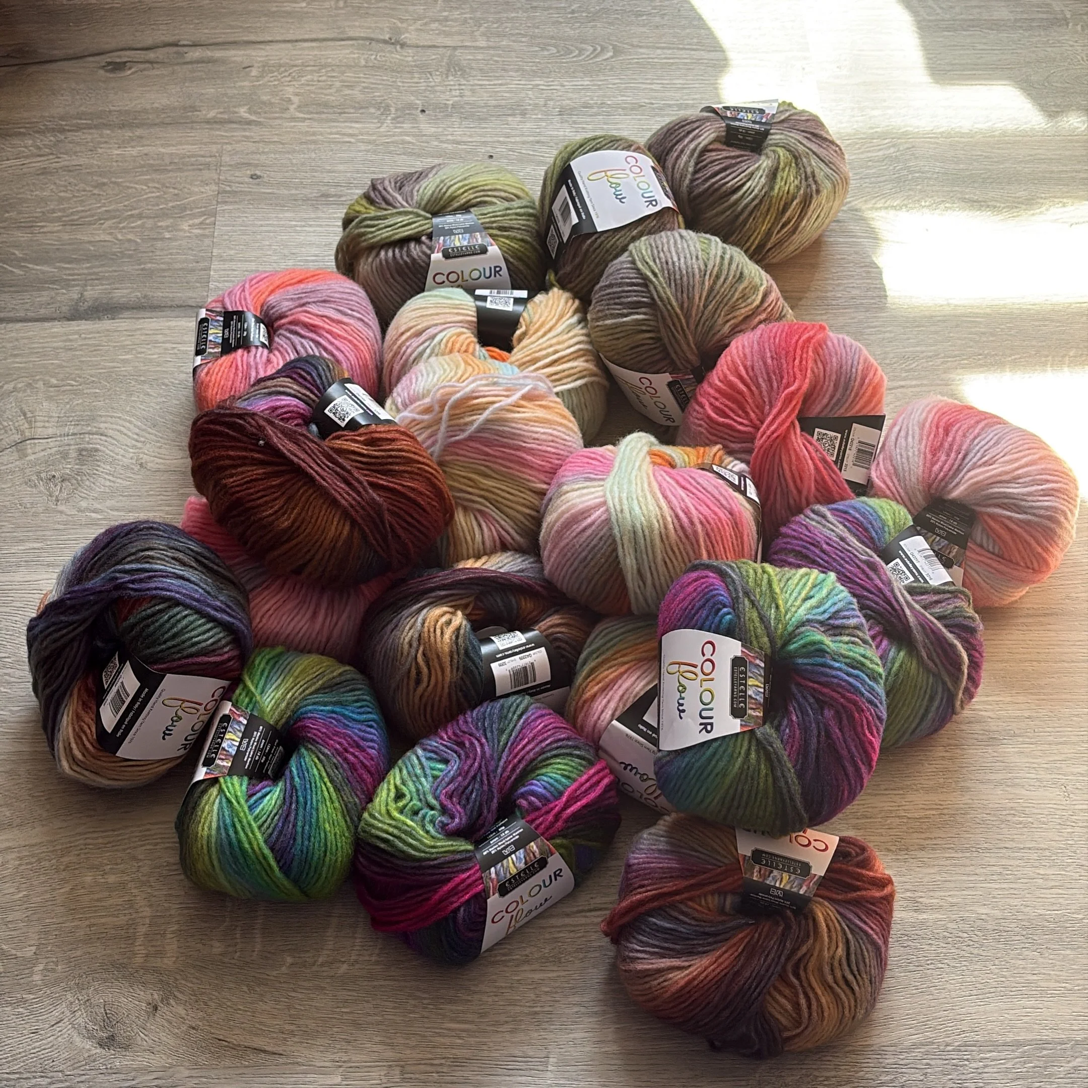 When your favourite chunky yarn is being discontinued, you buy 5 shawls worth. @estelleyarns Colour Flow is more than just a yarn to me, it was a gift from a friend that turned into a design. It&rsquo;s a hug to comfort a loved one/friend. I&rsquo;m 