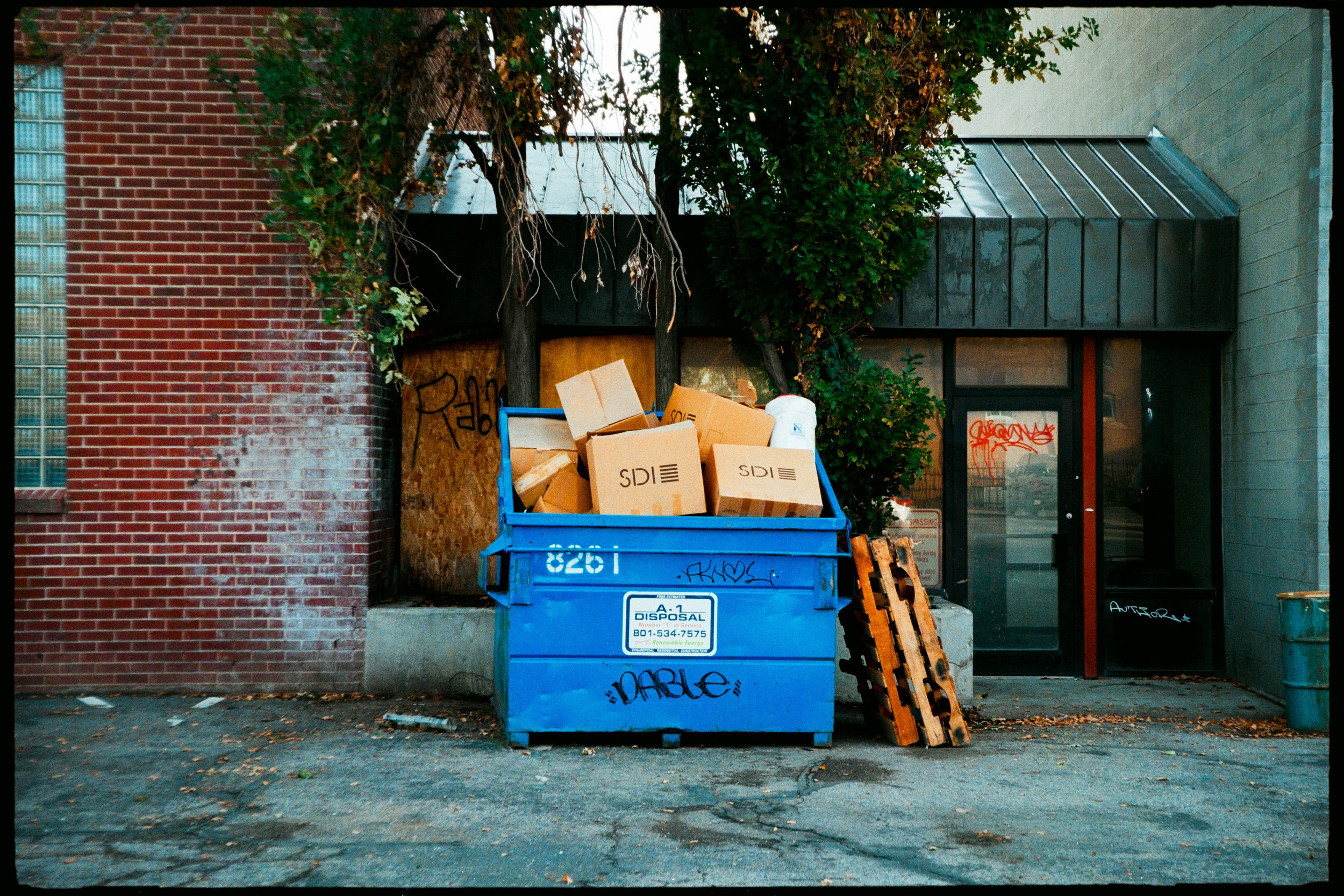 2024.11.12-2024.11.14 - OSZM - FUJIFILM 400 - 35 - SALT LAKE CITY.jpg