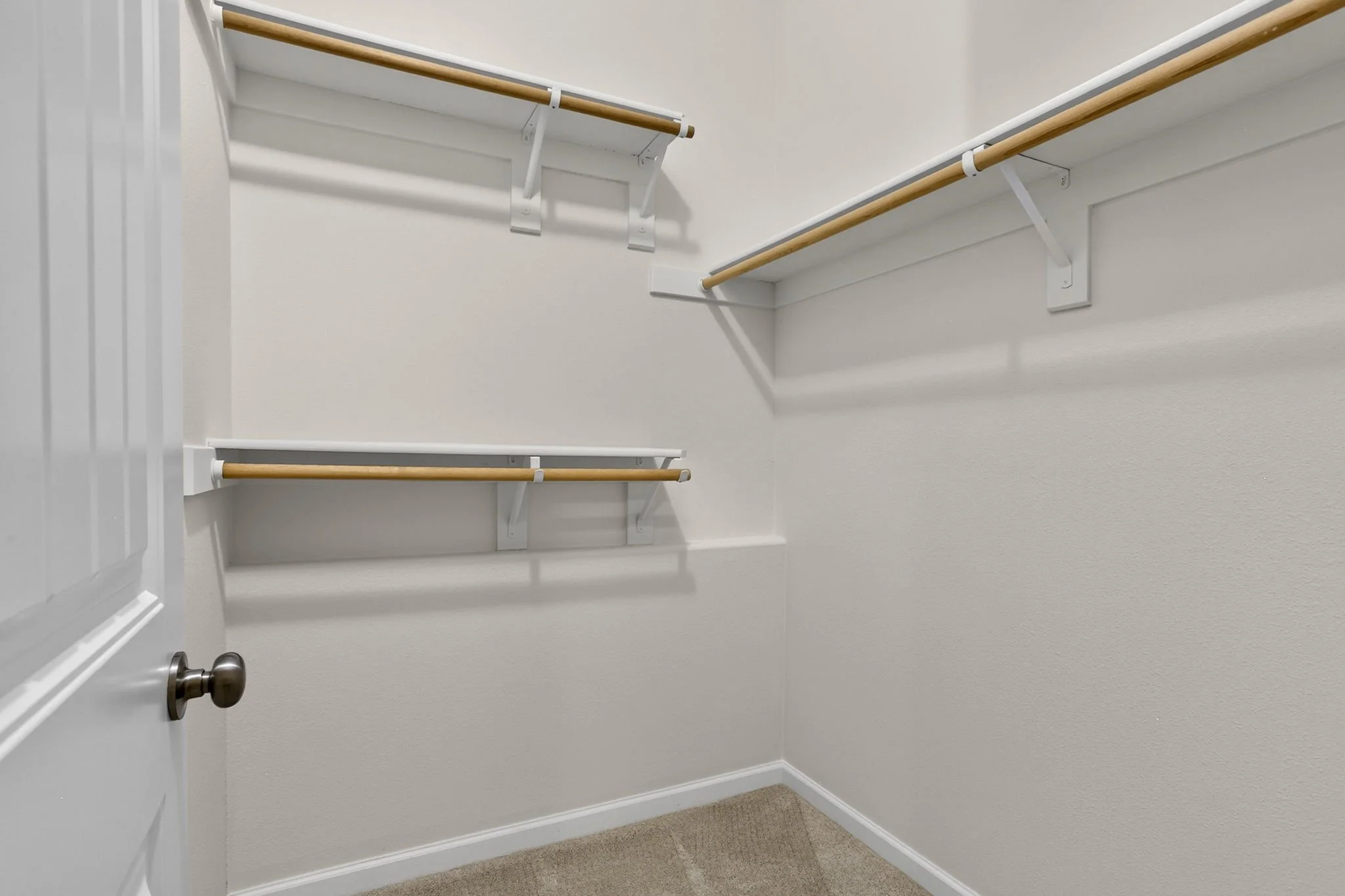 11368 NW Pumpkin Ct - Oversized Walk-in Closet