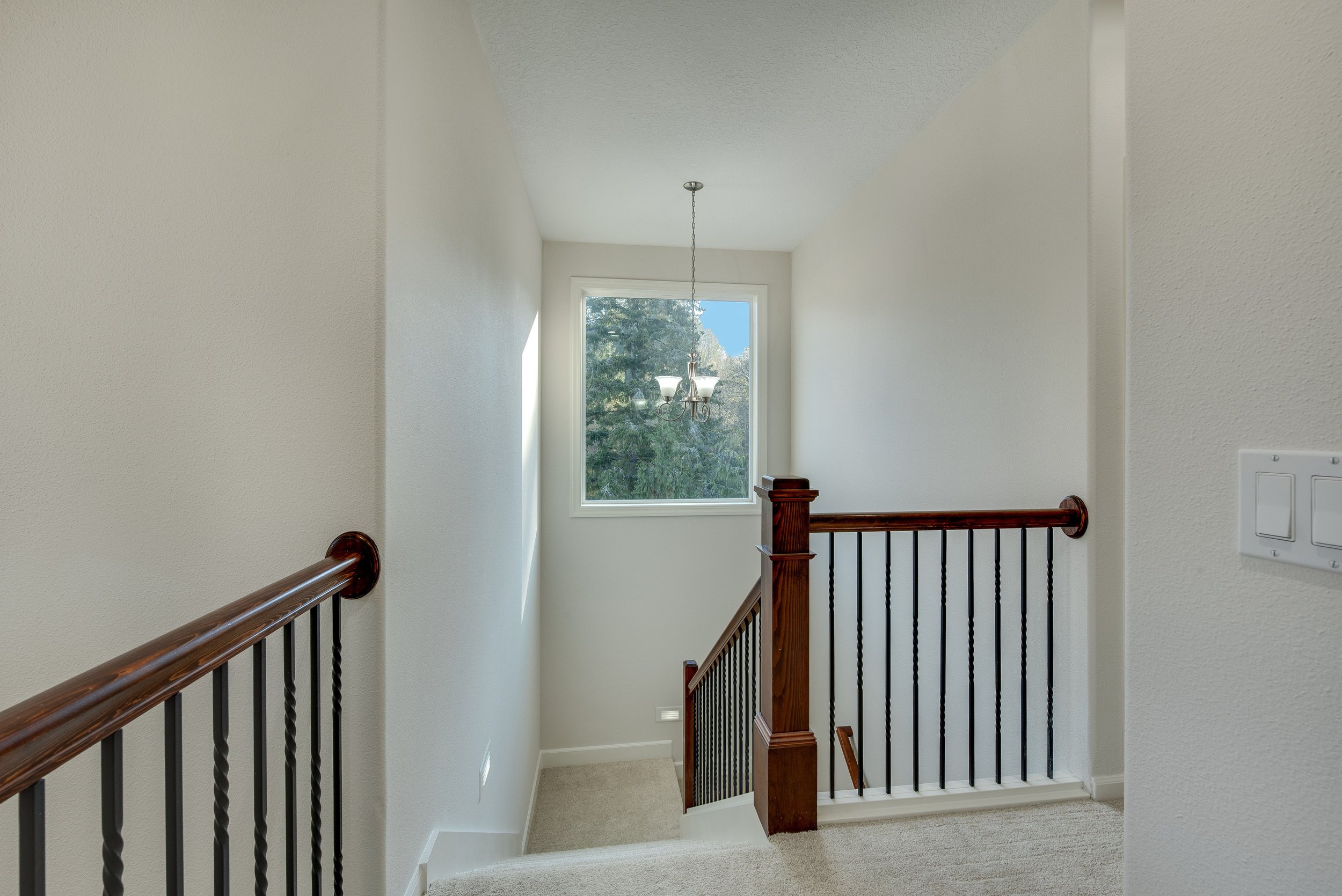 15 - Railings w Picture Window.jpg