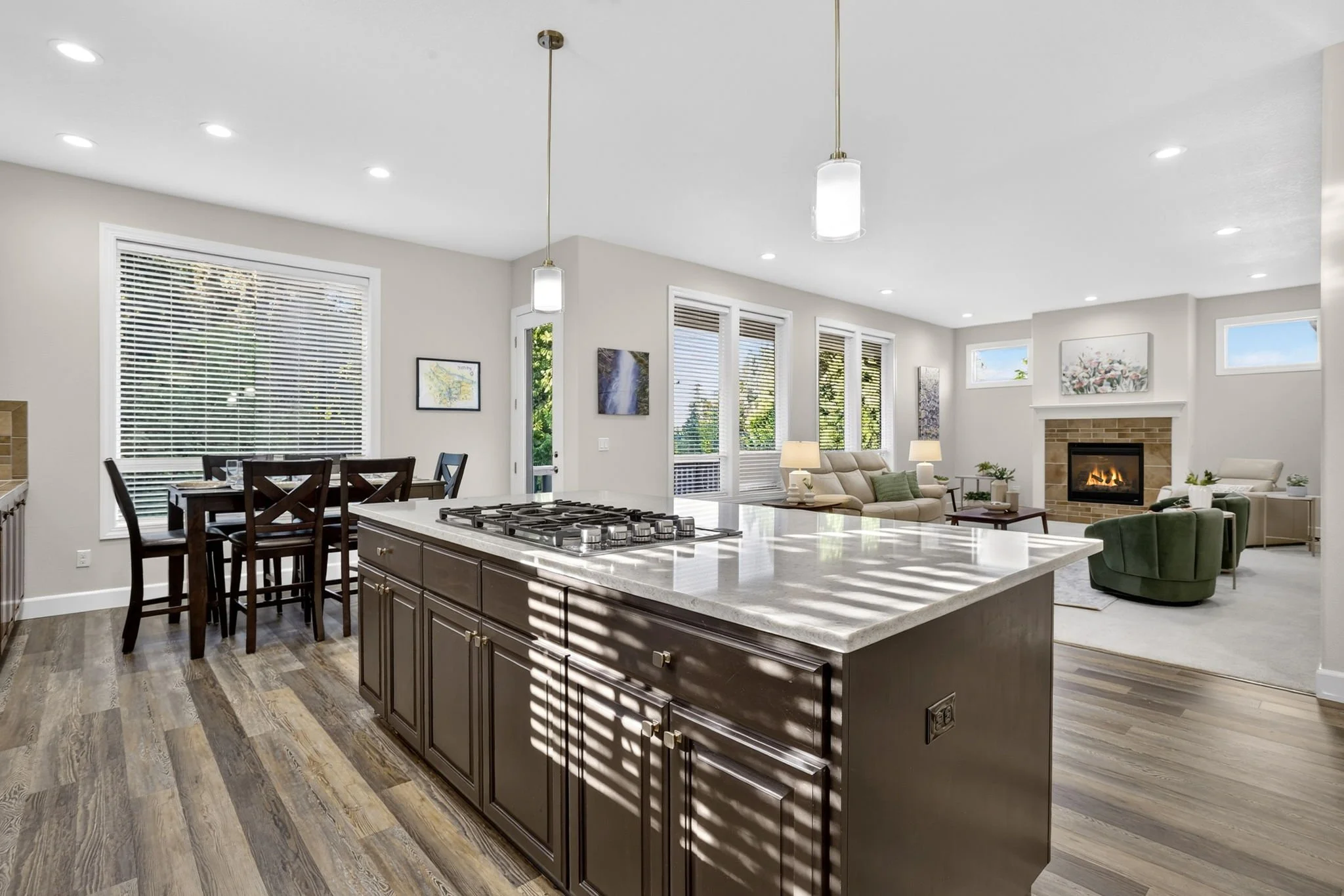 11368 NW Pumpkin Ct - Kitchen, Dining and Great Room